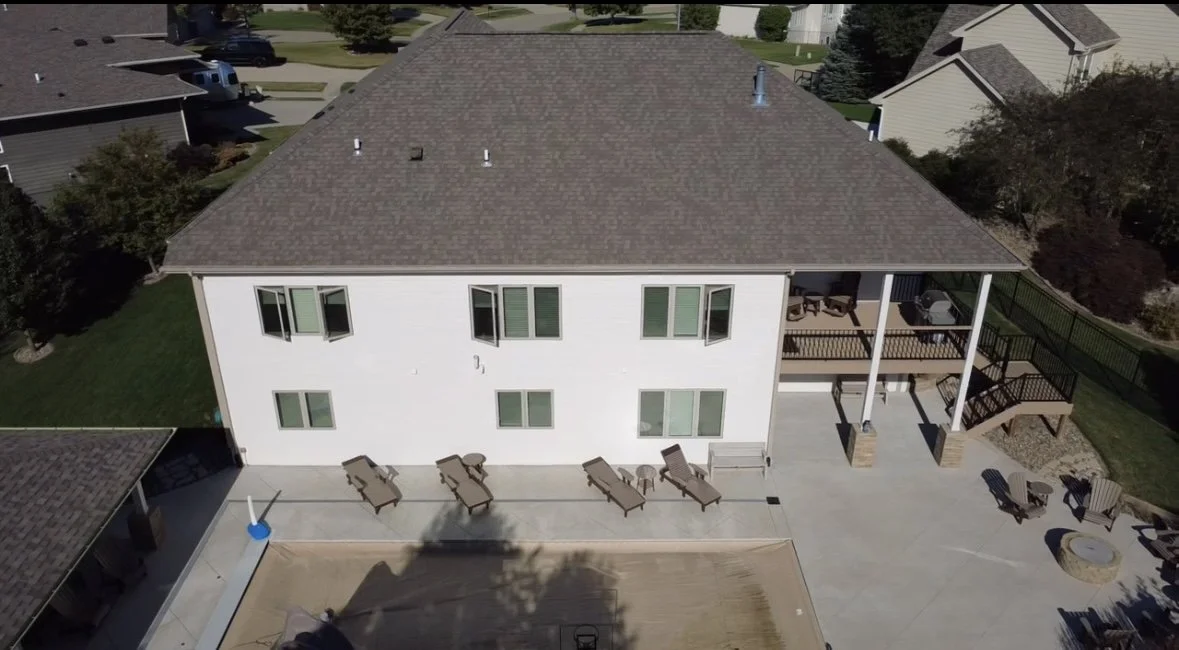 2025.10.10 304 NE Mission Ct.jpg