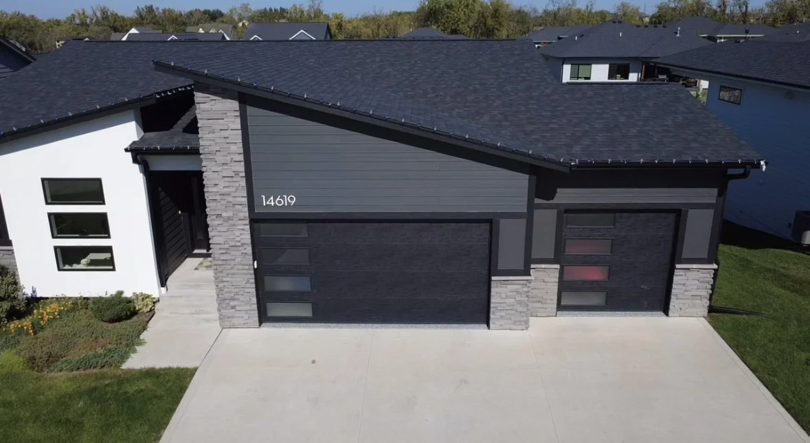 Exterior home painting - front view - Waukee, IA