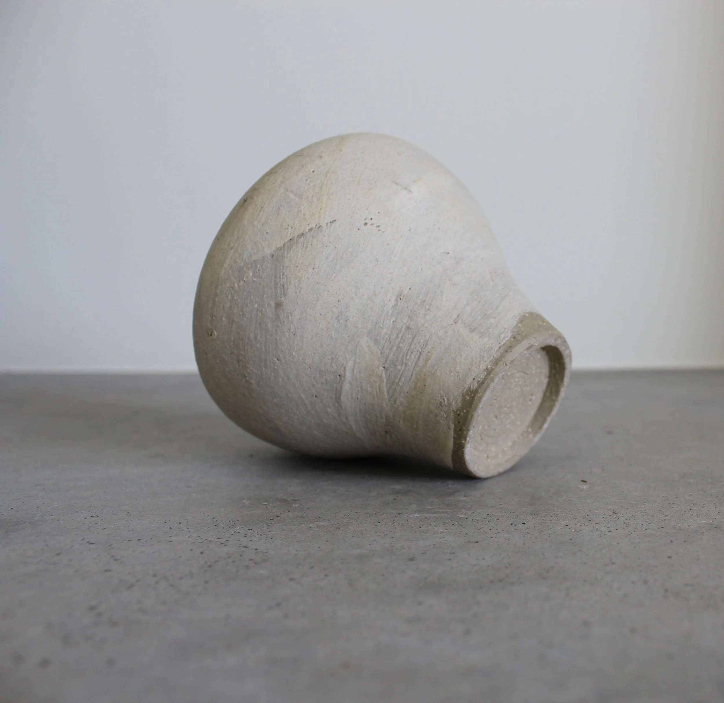 Jarra engobe chamotada maior 3.JPG