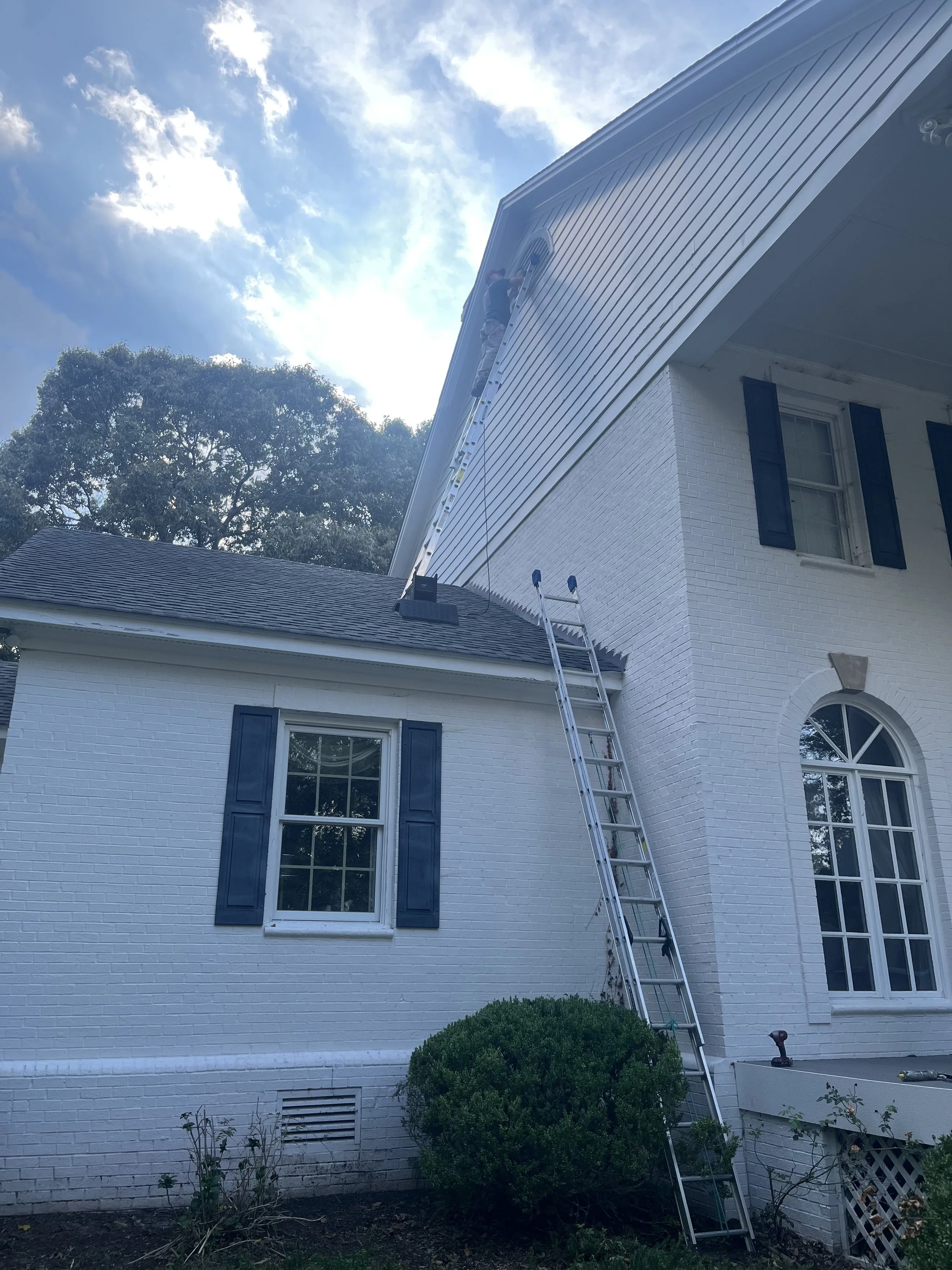 Some houses are more difficult than others. We have experience getting to those high, hard to reach rooflines.