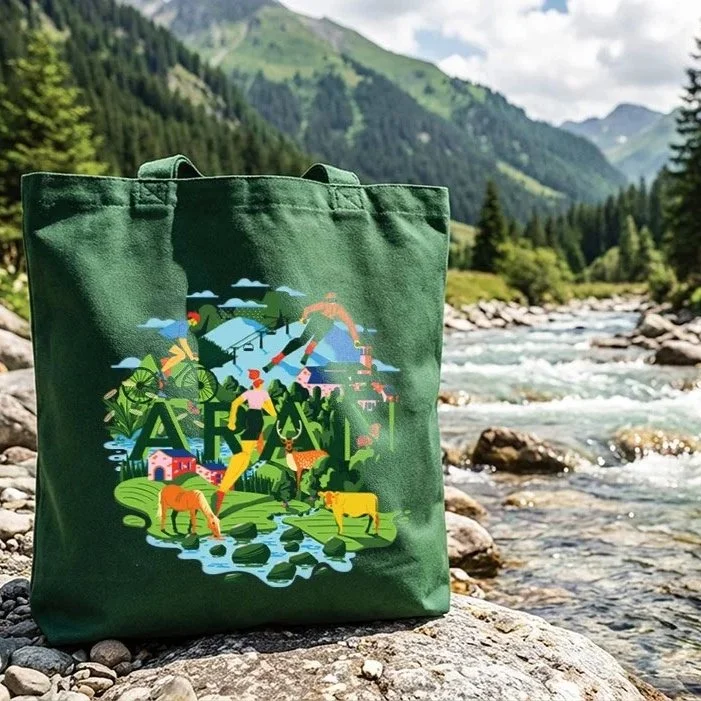 merchandising illustration designtete bag