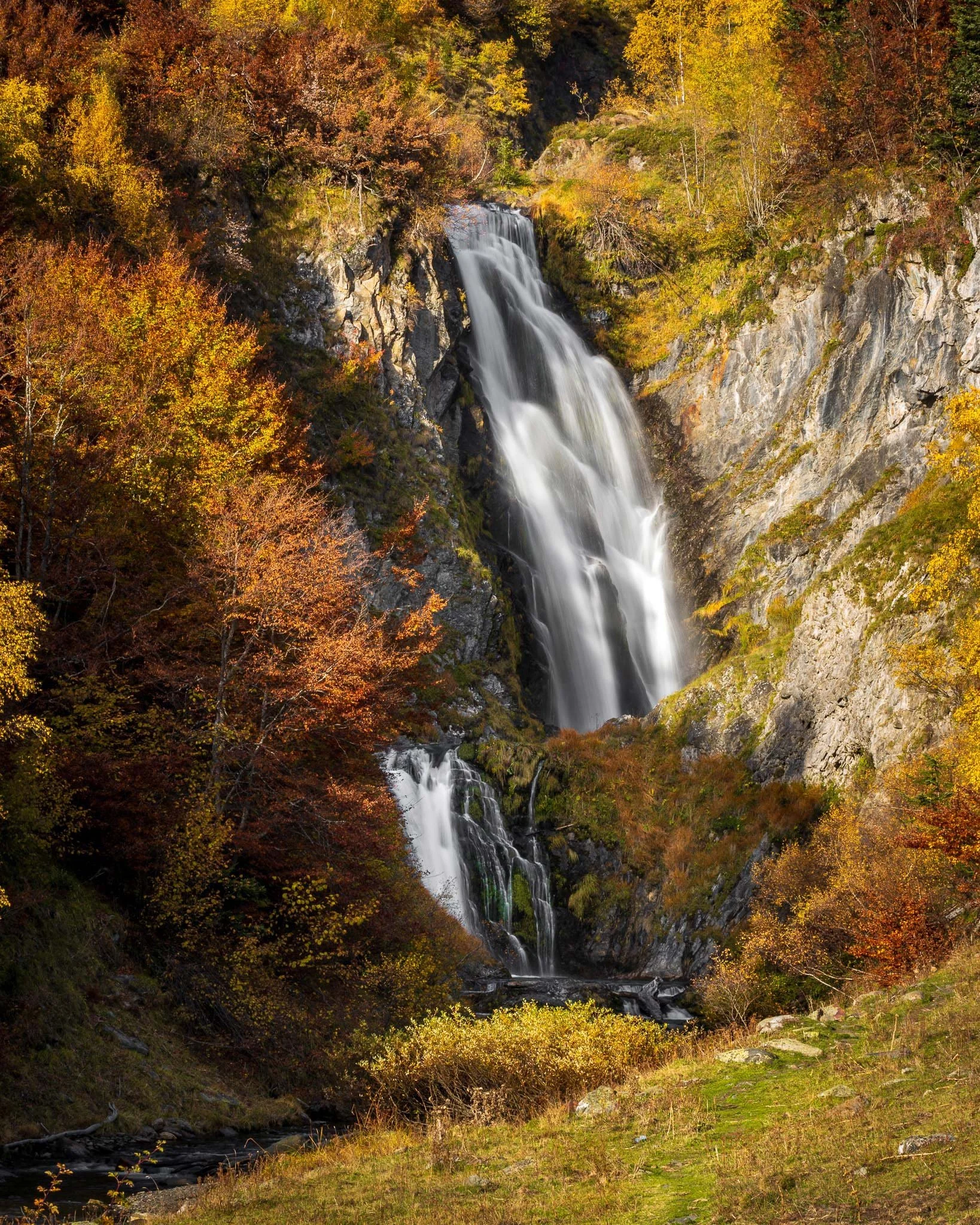 SAUTH-DETH-PISH-waterfalls.jpg