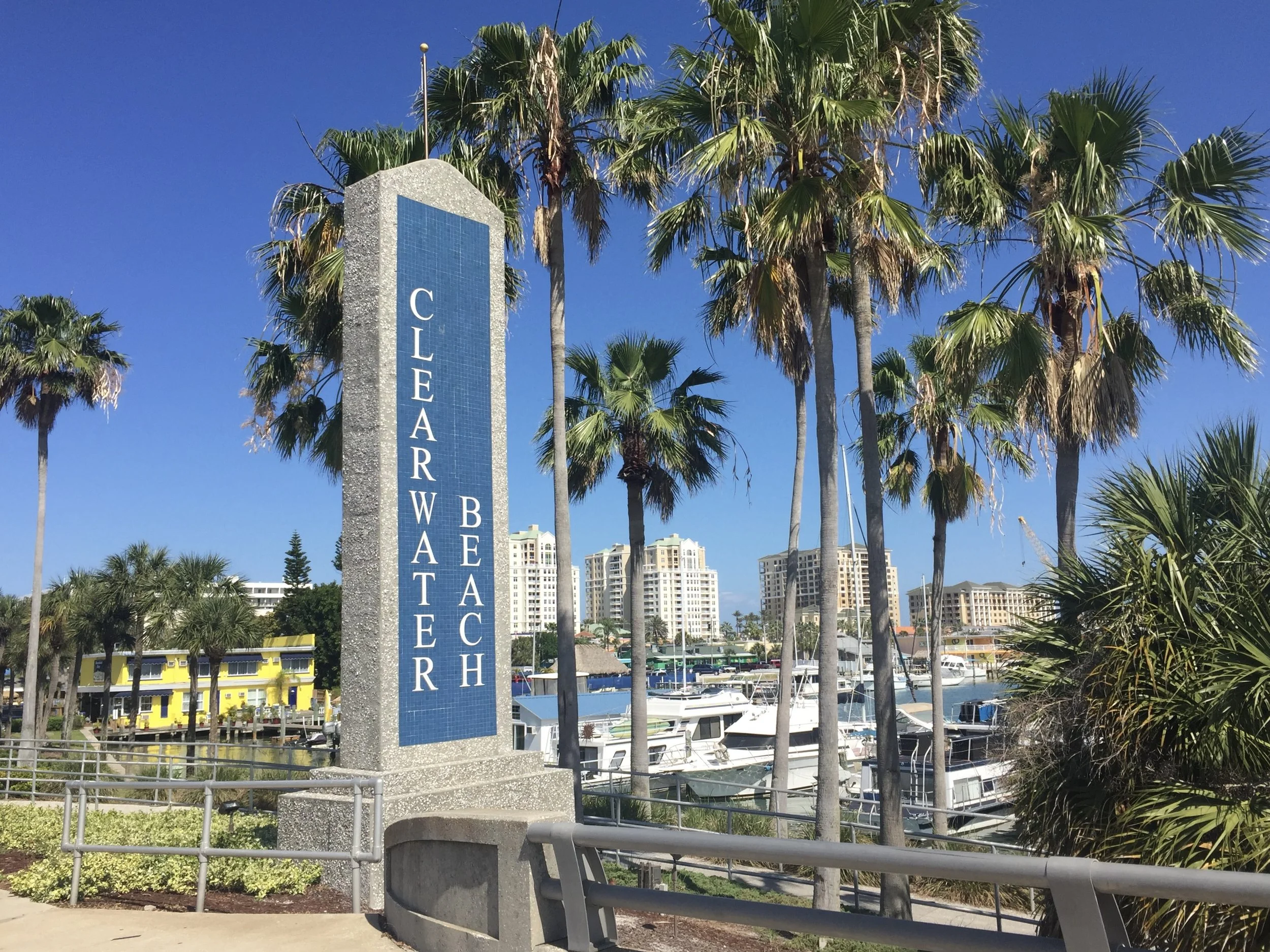 🏖️ Clearwater Beach Luxury: Ranking the Best Resorts and Must-Visit Dining Spots