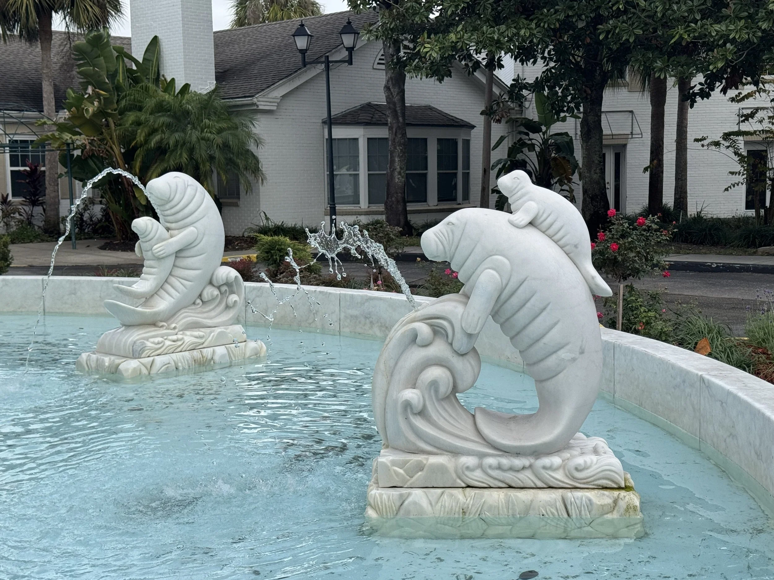 Manatee Fountain, Plantation Inn on Crystal River, Florida