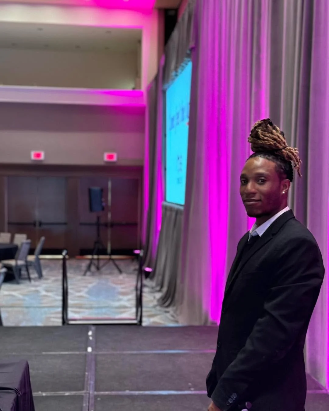 #TBT to premium vibes and unmatched energy. 👔✨ Ready to level up your event?

DJ Quote Official is officially taking bookings for luxury corporate events, weddings, and premium nightlife in Atlanta for Fall 2026.
Lock in your date today via the link