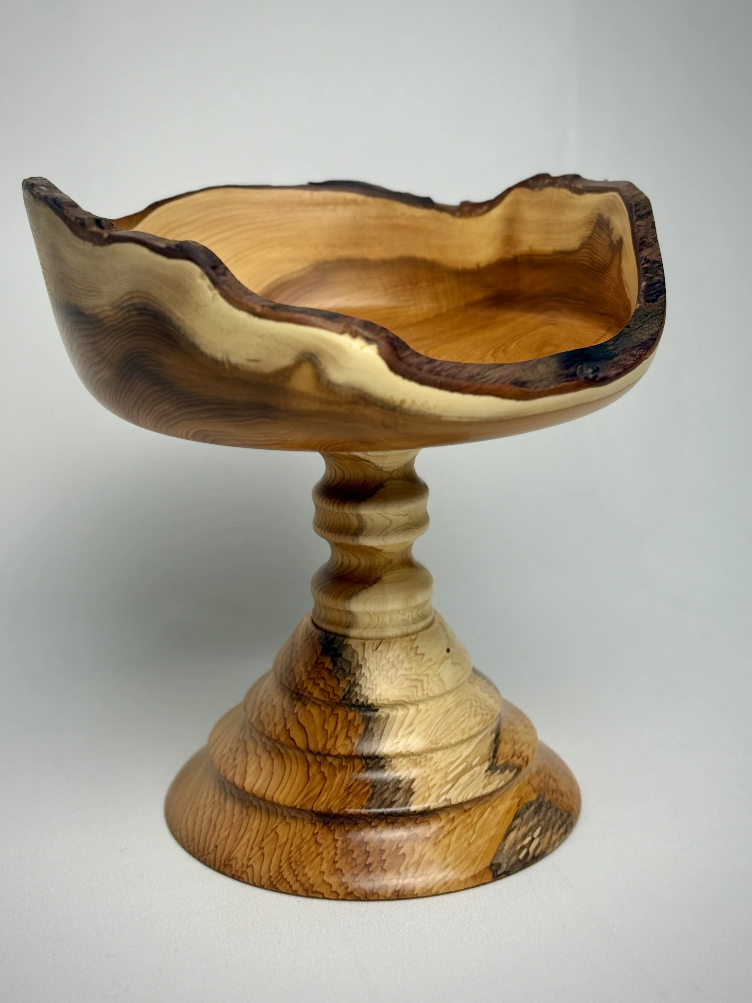 Heritage Yew Pedestal Bowl