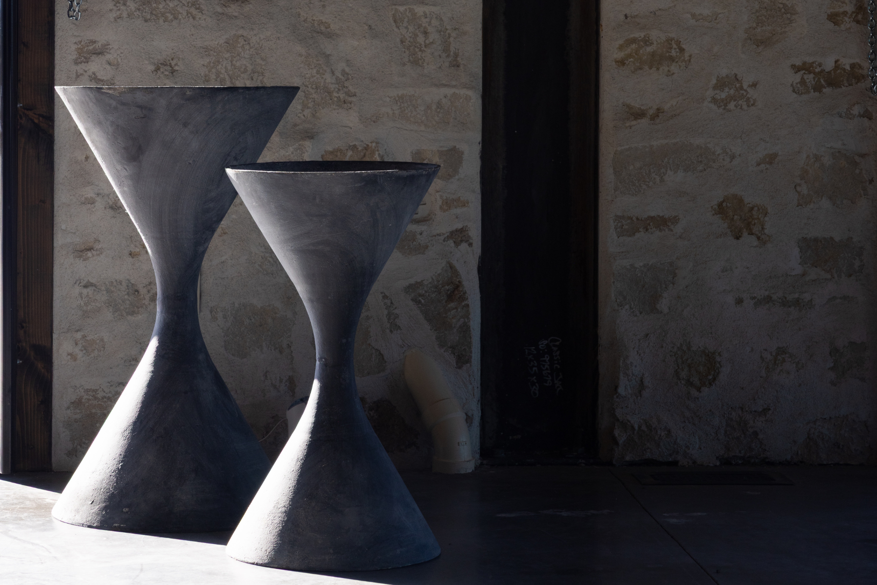 Urn Style Pedestal Planter