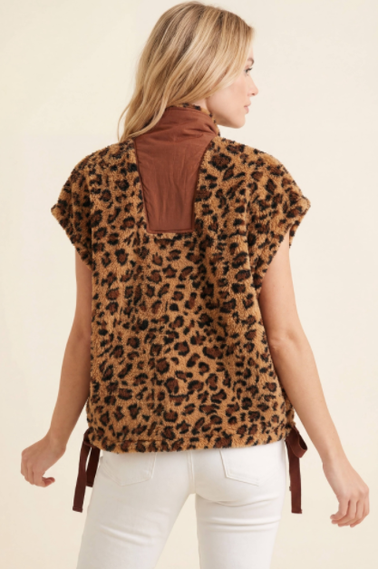 Leopard Print Sherpa Puffer Vest Back.png