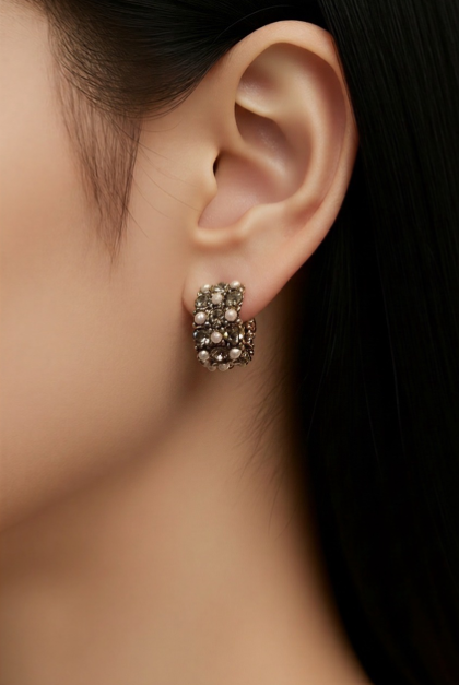 Pearls and Gems Earring Cuff thumb.png