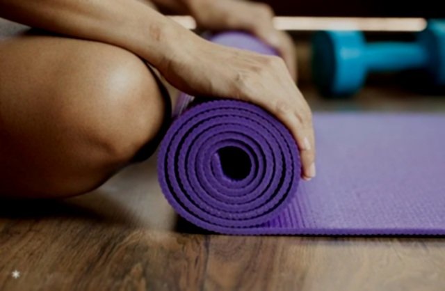 Urban Fit Yoga Houston studio for pain relief yoga and Stretch Yoga Therapy