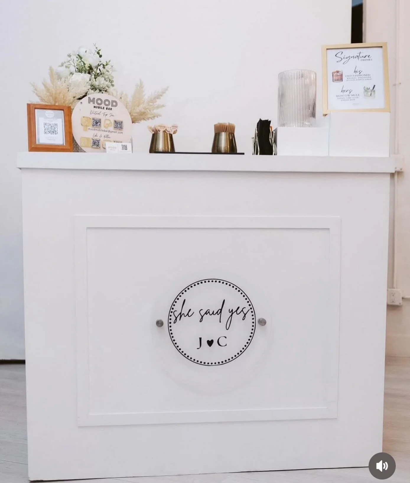 𝘼 𝙗𝙡𝙖𝙣𝙠 𝙬𝙝𝙞𝙩𝙚 𝙘𝙖𝙣𝙫𝙖𝙨, 𝙨𝙩𝙮𝙡𝙚𝙙 𝙮𝙤𝙪𝙧 𝙬𝙖𝙮 🤍 🍹

𝙁𝙧𝙤𝙢 𝙚𝙣𝙜𝙖𝙜𝙚𝙢𝙚𝙣𝙩𝙨 𝙩𝙤 𝙗𝙞𝙧𝙩𝙝𝙙𝙖𝙮𝙨, 𝙬𝙚𝙙𝙙𝙞𝙣𝙜𝙨 𝙩𝙤 𝙗𝙧𝙖𝙣𝙙 𝙚𝙫𝙚𝙣𝙩𝙨.. 𝙊𝙪𝙧 𝙗𝙖𝙧 𝙩𝙧𝙖𝙣𝙨𝙛𝙤𝙧𝙢𝙨 𝙛𝙤𝙧 𝙖𝙣𝙮 𝙤𝙘𝙘𝙖𝙨𝙞𝙤𝙣. 𝘾?