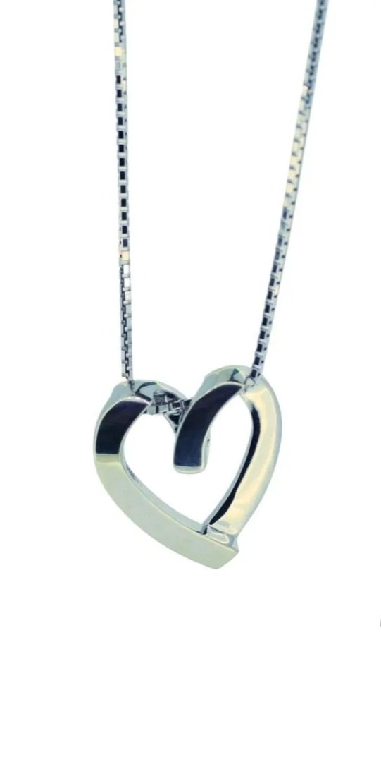 14K White Gold Infinity Heart Pendant on a 16 inch chain.