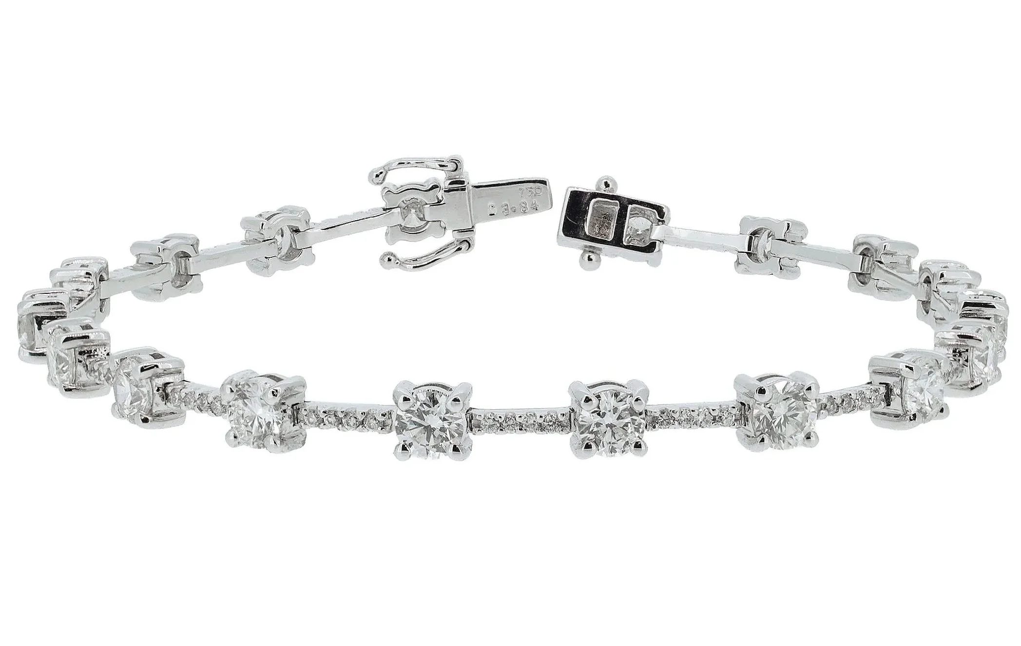 18K White Gold and Earth-Born Diamond Tennis Bracelet