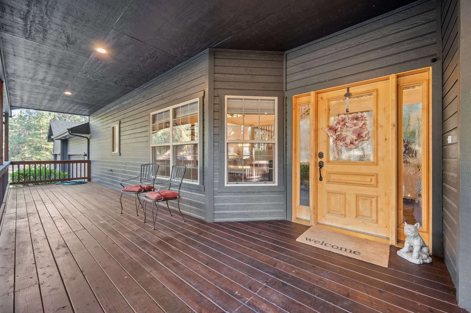 Professional real estate photography- Front porch