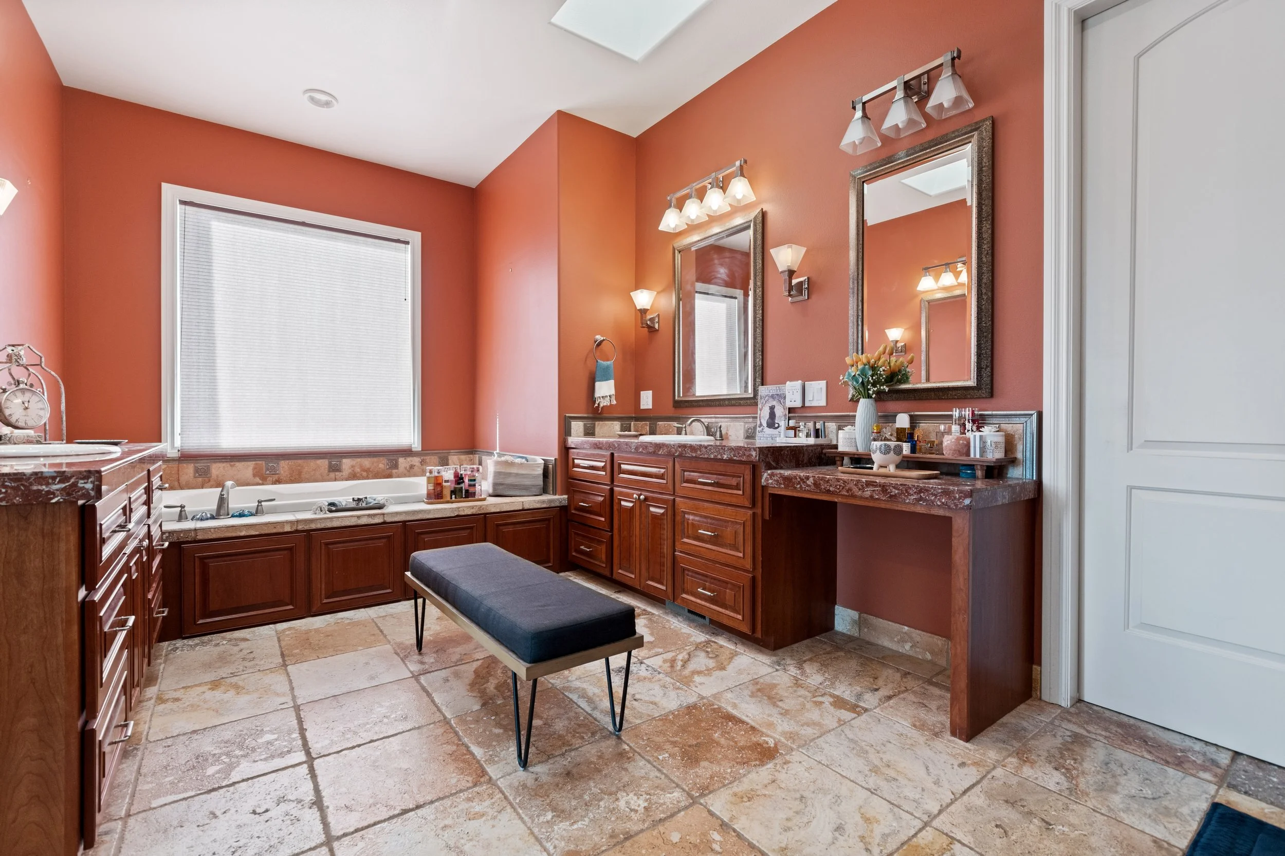 Kingbird Master Bath