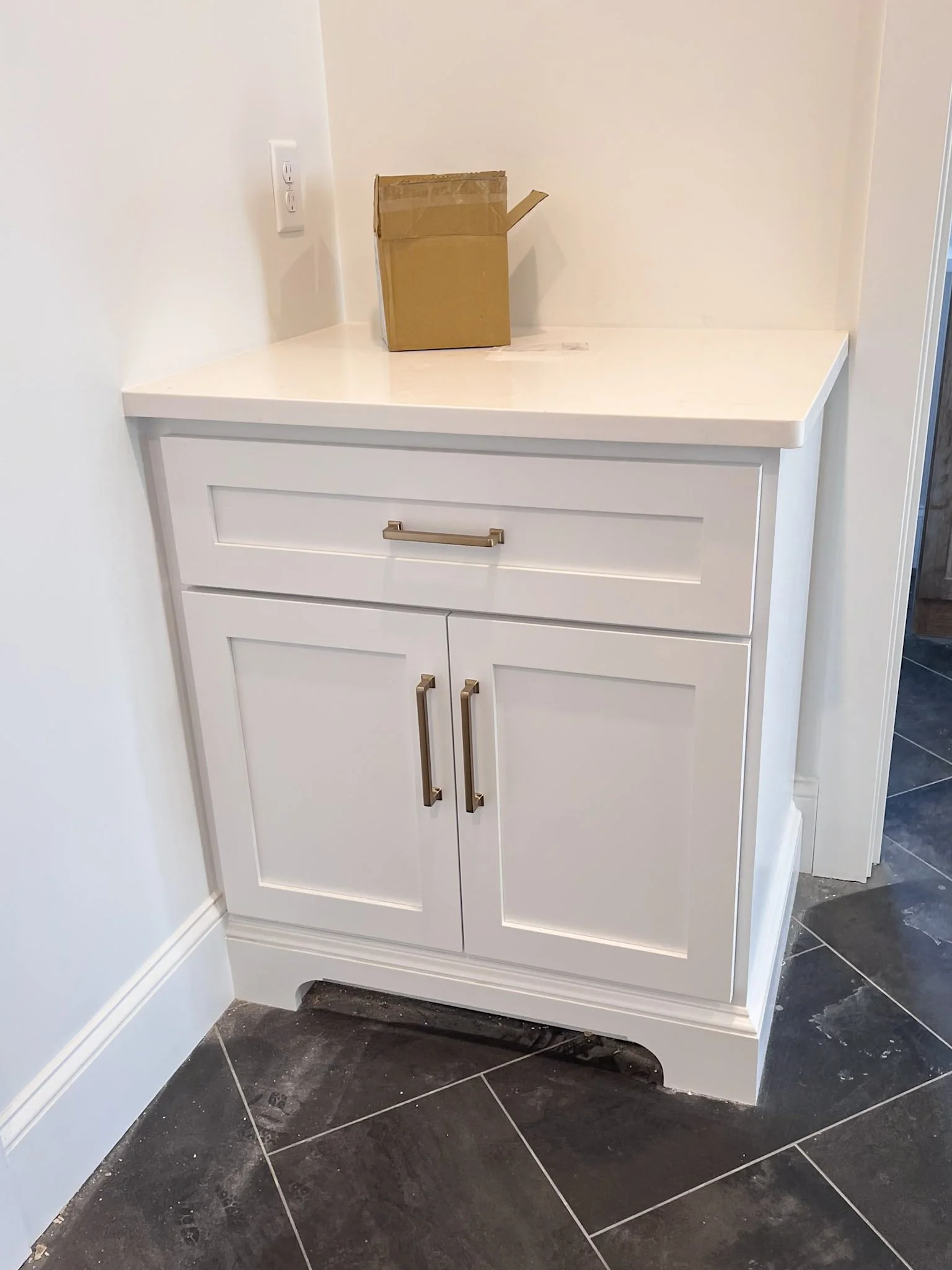 Single Cabinet Build - Mattapoisett