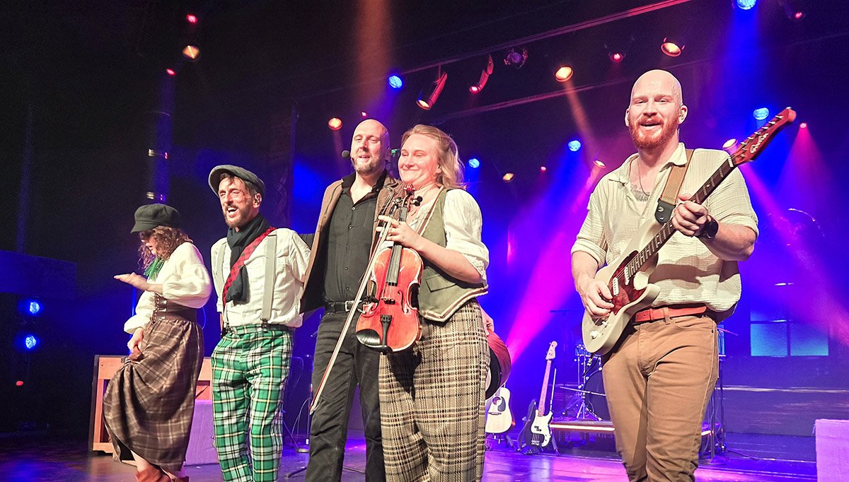 Go for the Entertainment! – Seven Nights on Holland America Line’s Canada &amp; New England Discovery Cruise