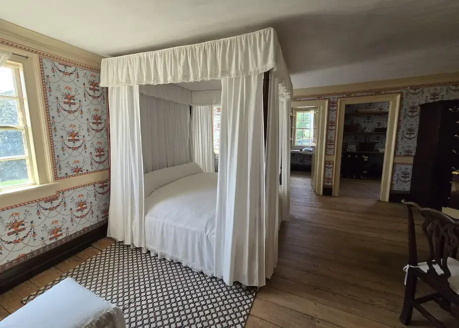 Virginia_Mount Vernon_8_Washington Bedroom_May 2026.webp