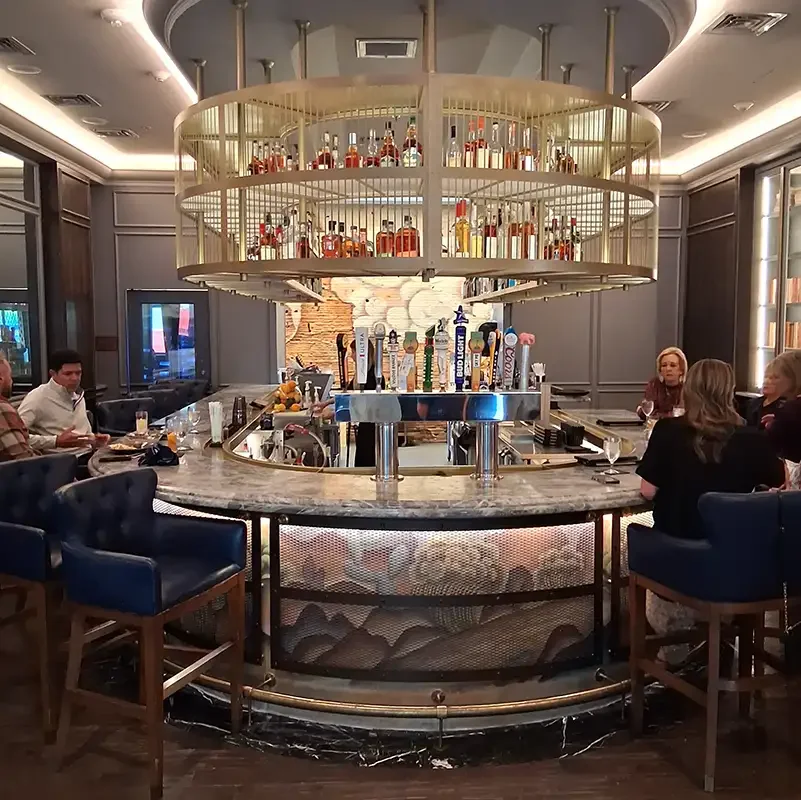 Texas_Amarillo_hotel_bar_July 2026.webp