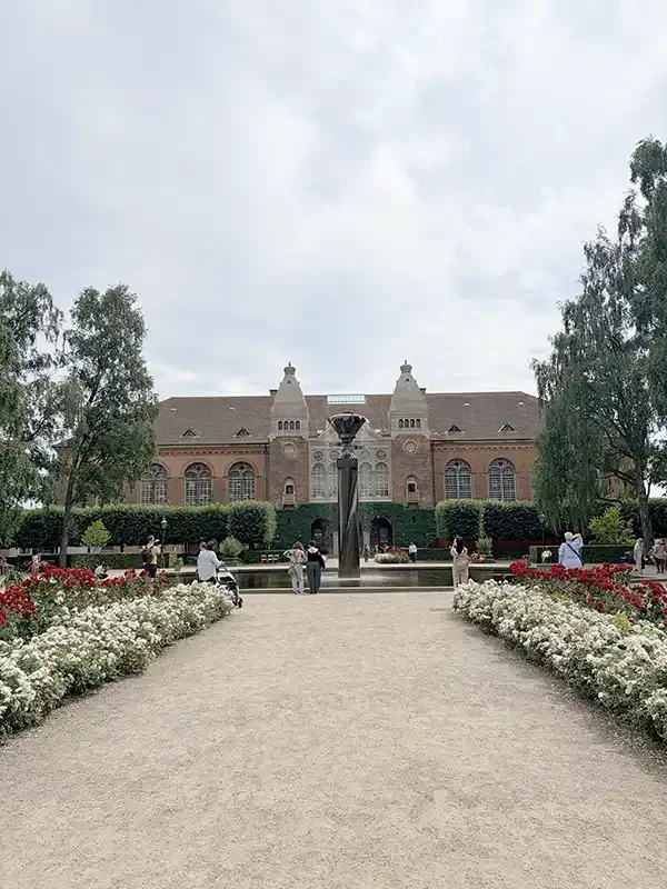 Copenhagen Itinerary_Image6_RoyalGarden_AnaliseSaavedra_Sept 2026.webp