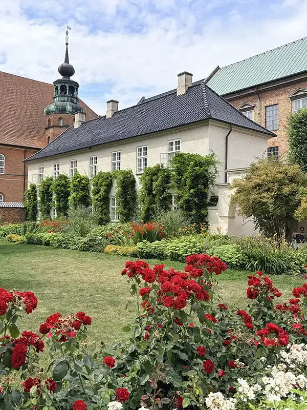 Copenhagen Itinerary_Image7_LibraryGardens_AnaliseSaavedra_Sept 2026.webp