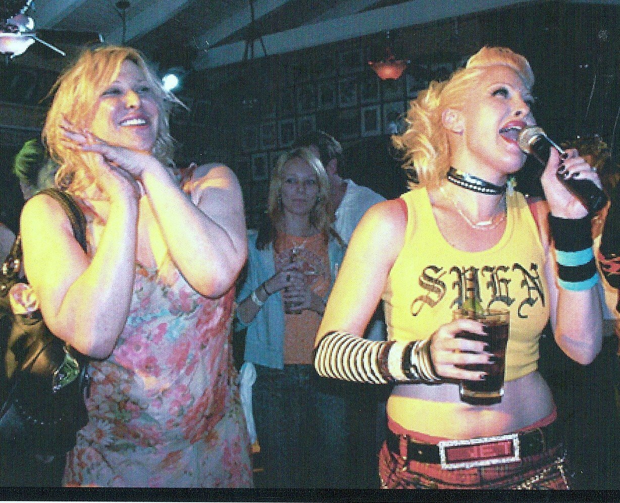 Courtney Love with No Duh