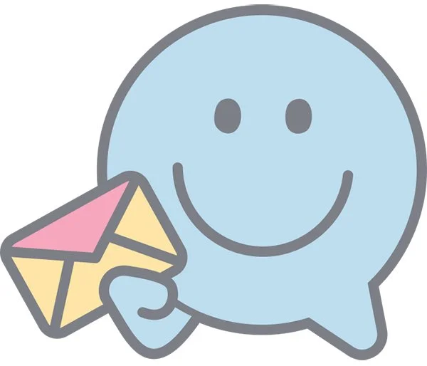 A smiling blue chat bubble holding an envelope in its hand.