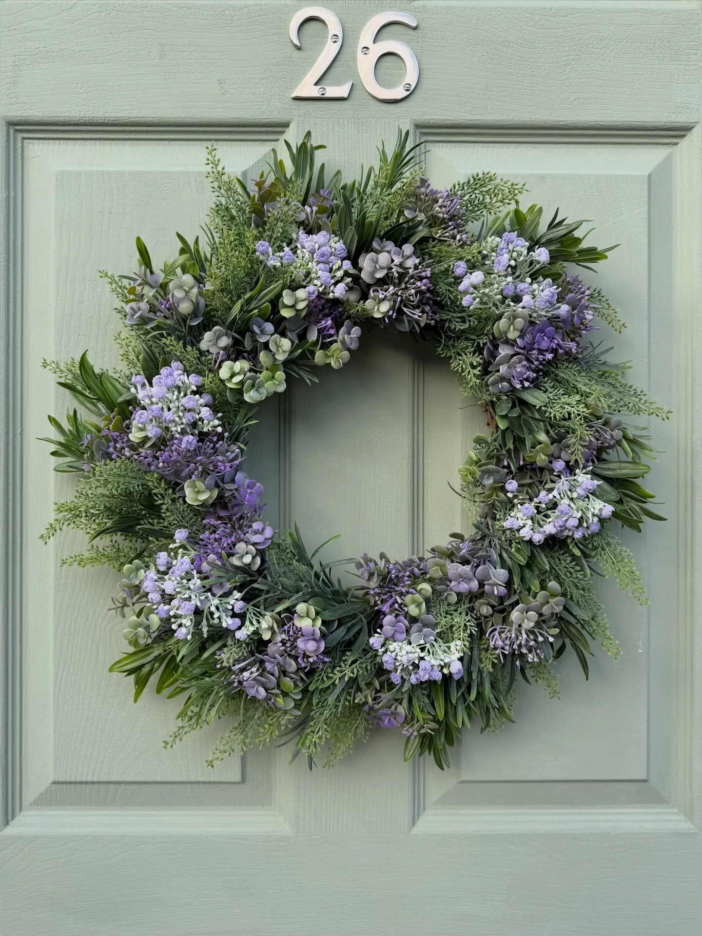 Just wanted to re-share all the new wreaths so far this season - which one is your favourite - link in bio to my website and to my Etsy shop