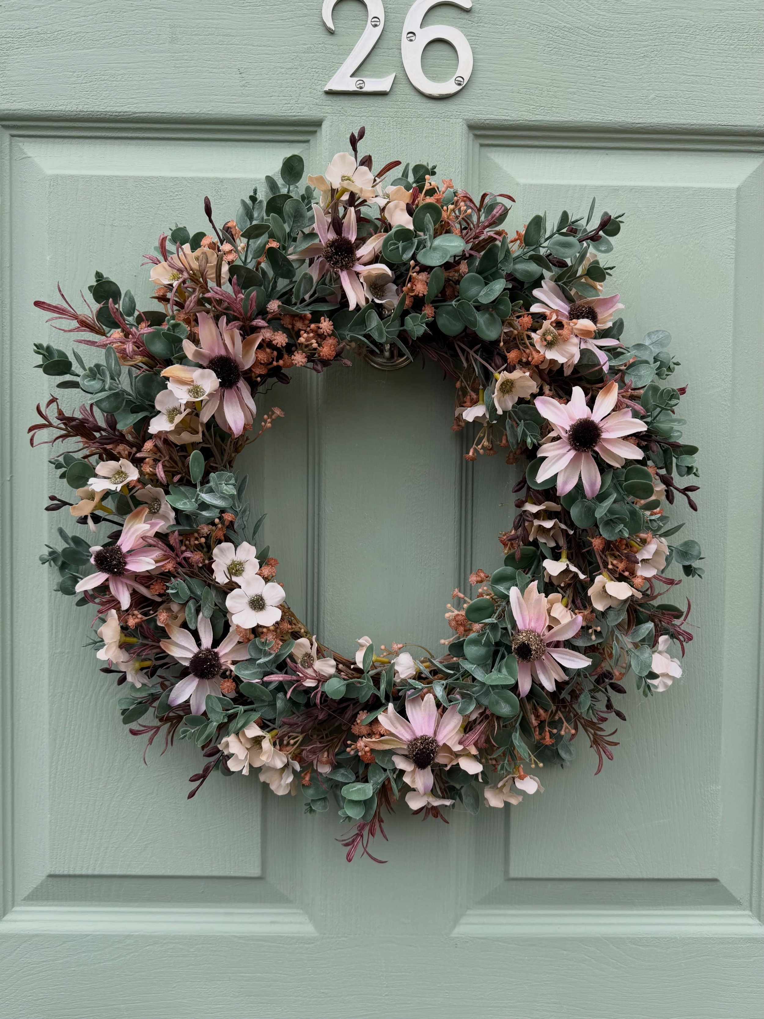 All the following wreaths only have one available - so don&rsquo;t leave it too long long if you want one of these autumn wreaths on your door 🍂 link in my bio to my website and Etsy shop