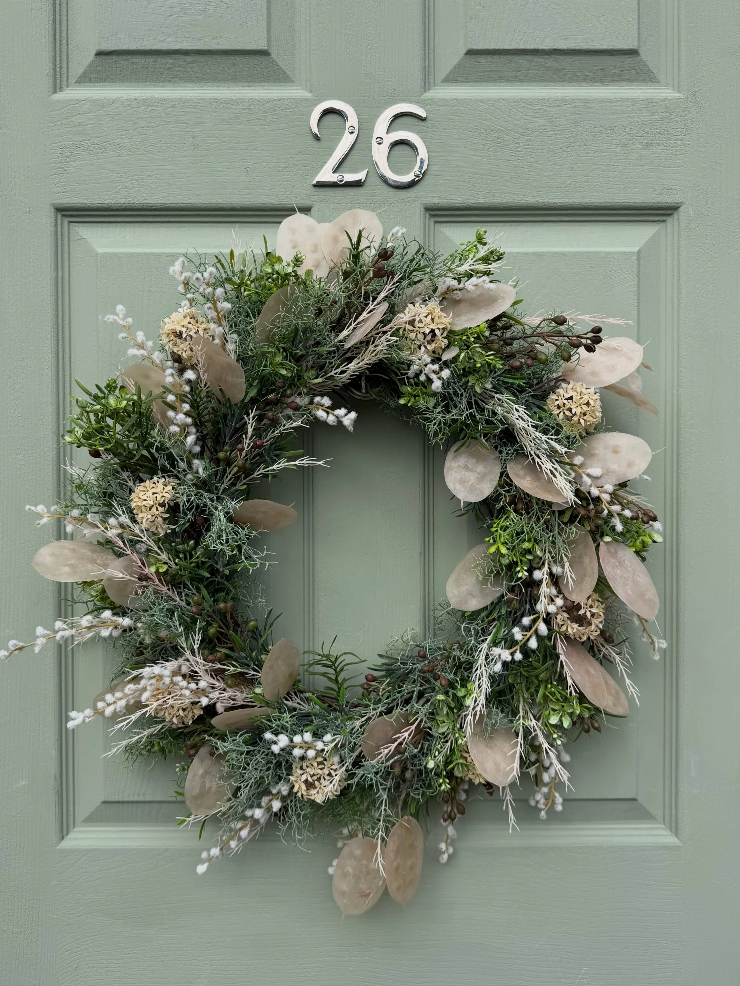 This wreath would look great over your bed or fireplace 60cm dried look wreath only one available link in my bio to my website and Etsy shop