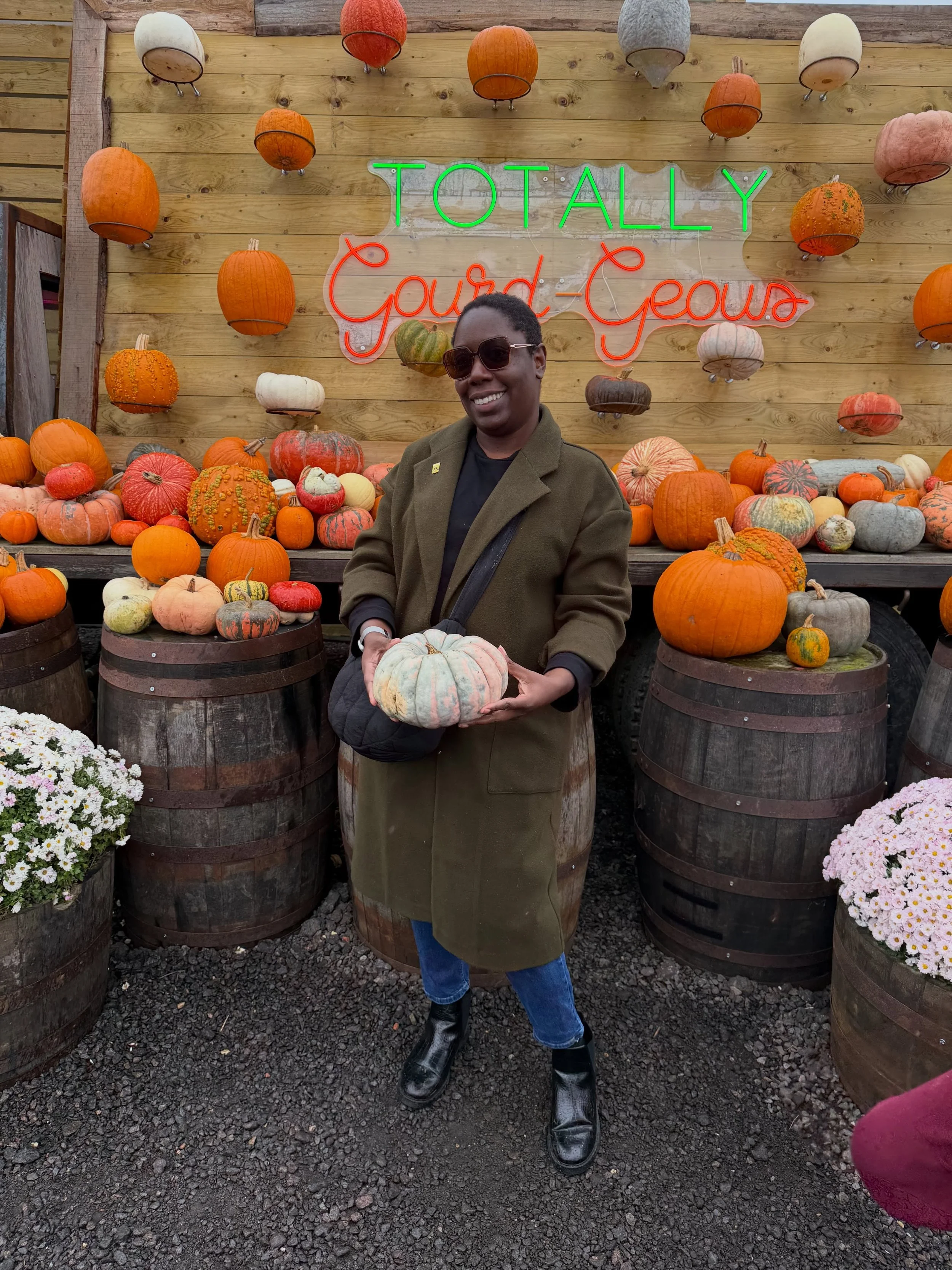 I took a little break from wreath making today to visit a pumpkin patch 🎃