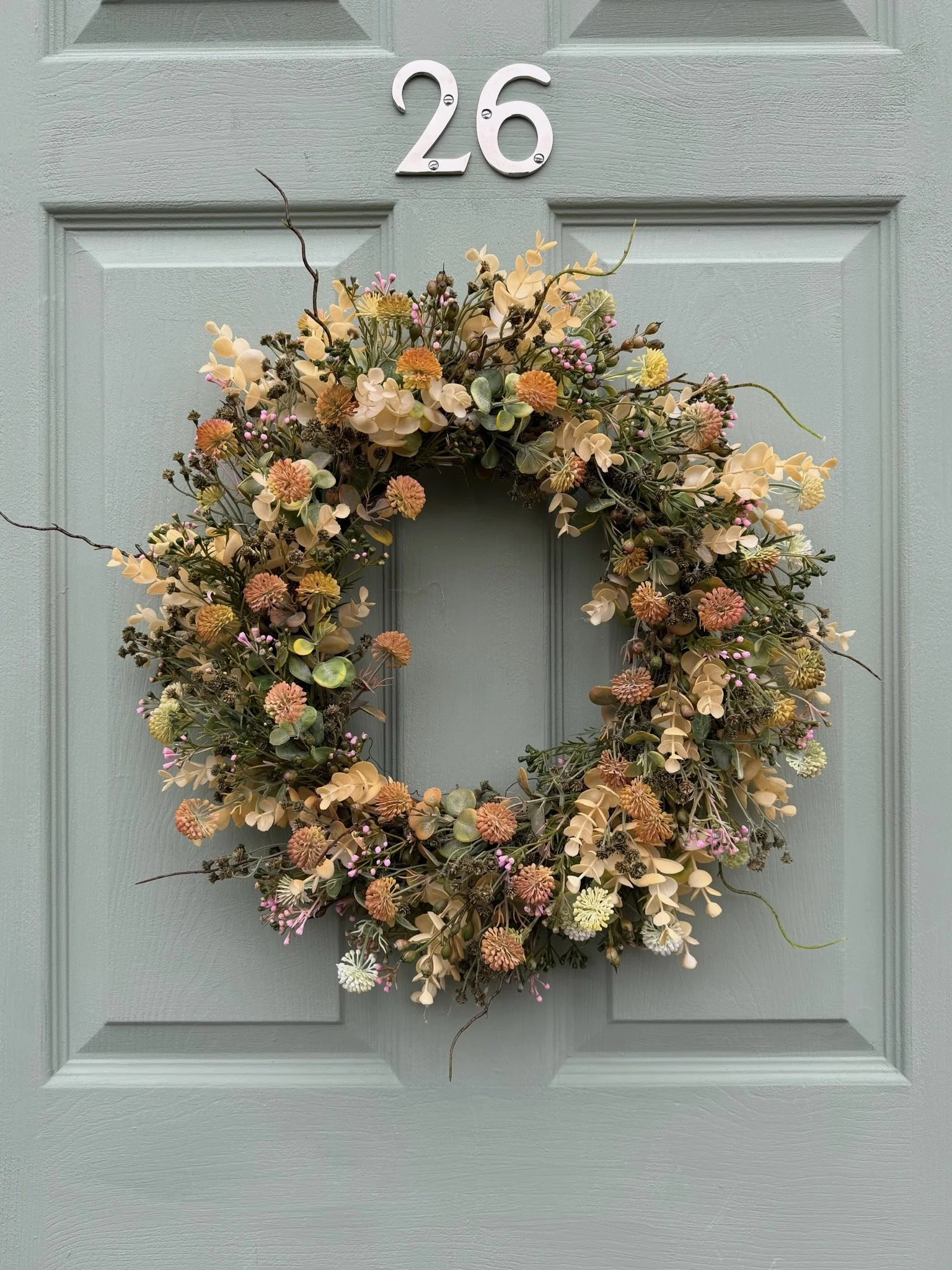 Floral Dried-Look Faux Wreath in Warm Neutrals with Pink Accents (50cm)