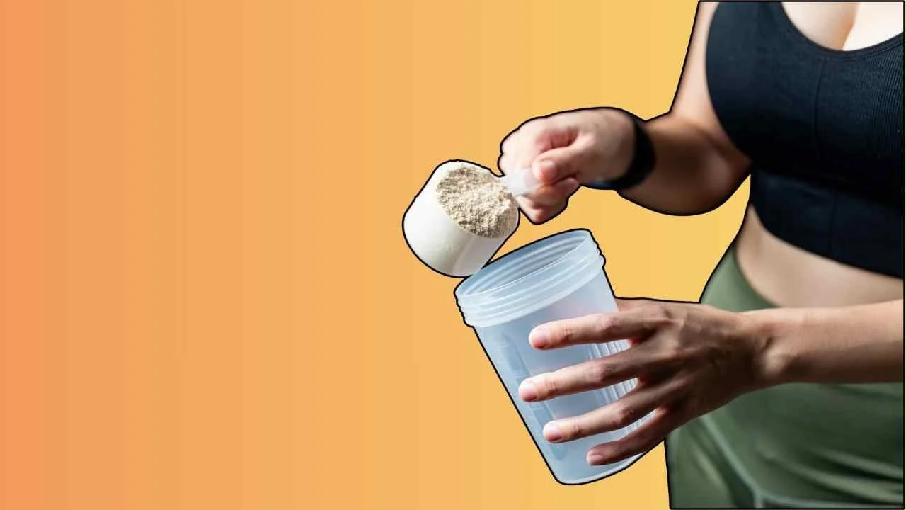 woman using creatine monohydrate