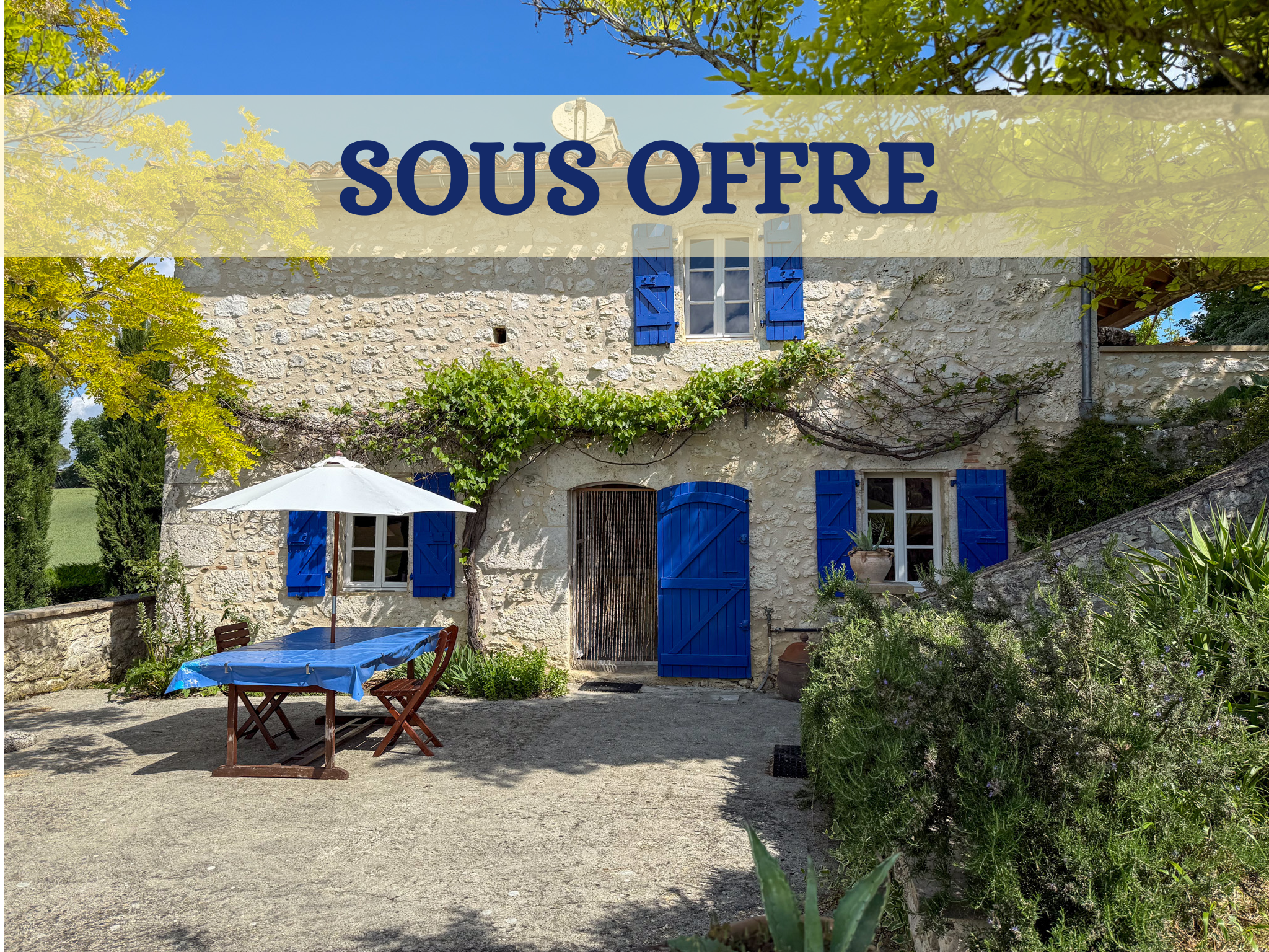 Maison de caractère en pierre avec terrain et vues dégagée