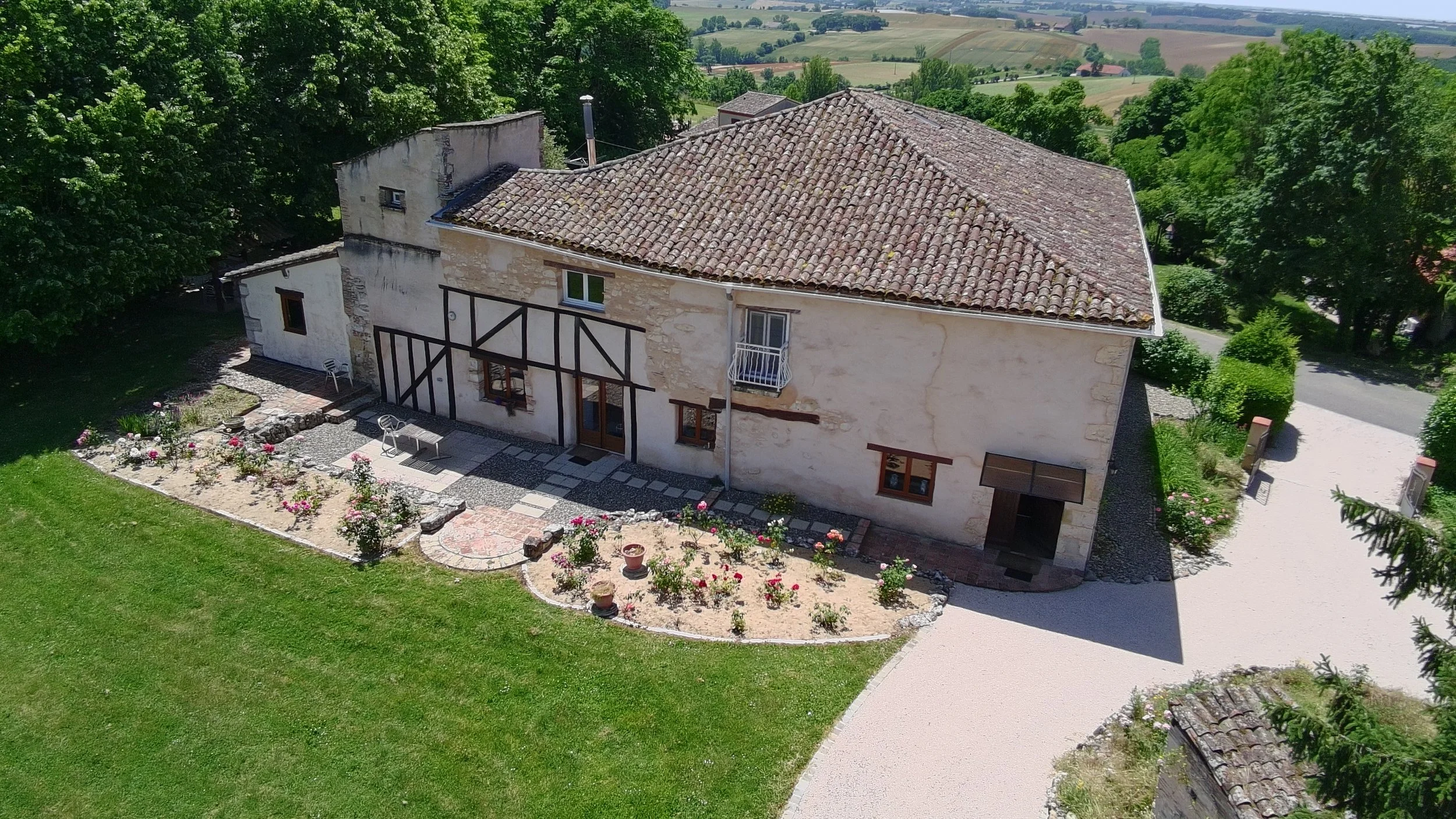 Characterful Maison de Maître on the Edge of A Village and with Far-Reaching Views