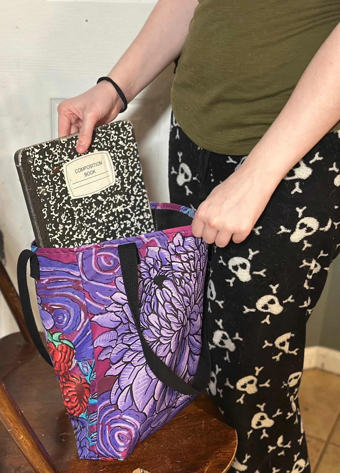 Grape Berry Escape Tote bag