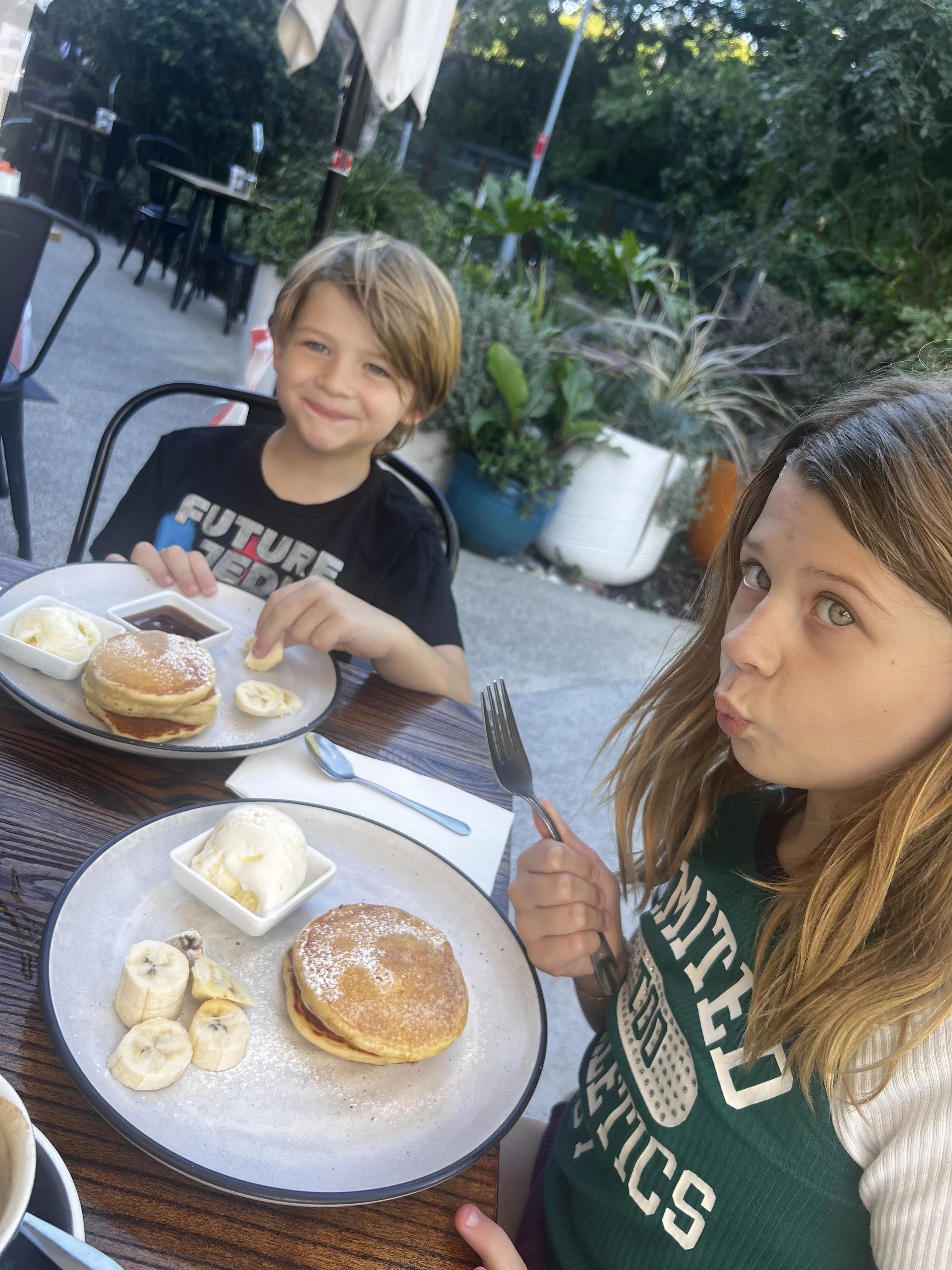 They serve ice cream with pancakes here and I have proof