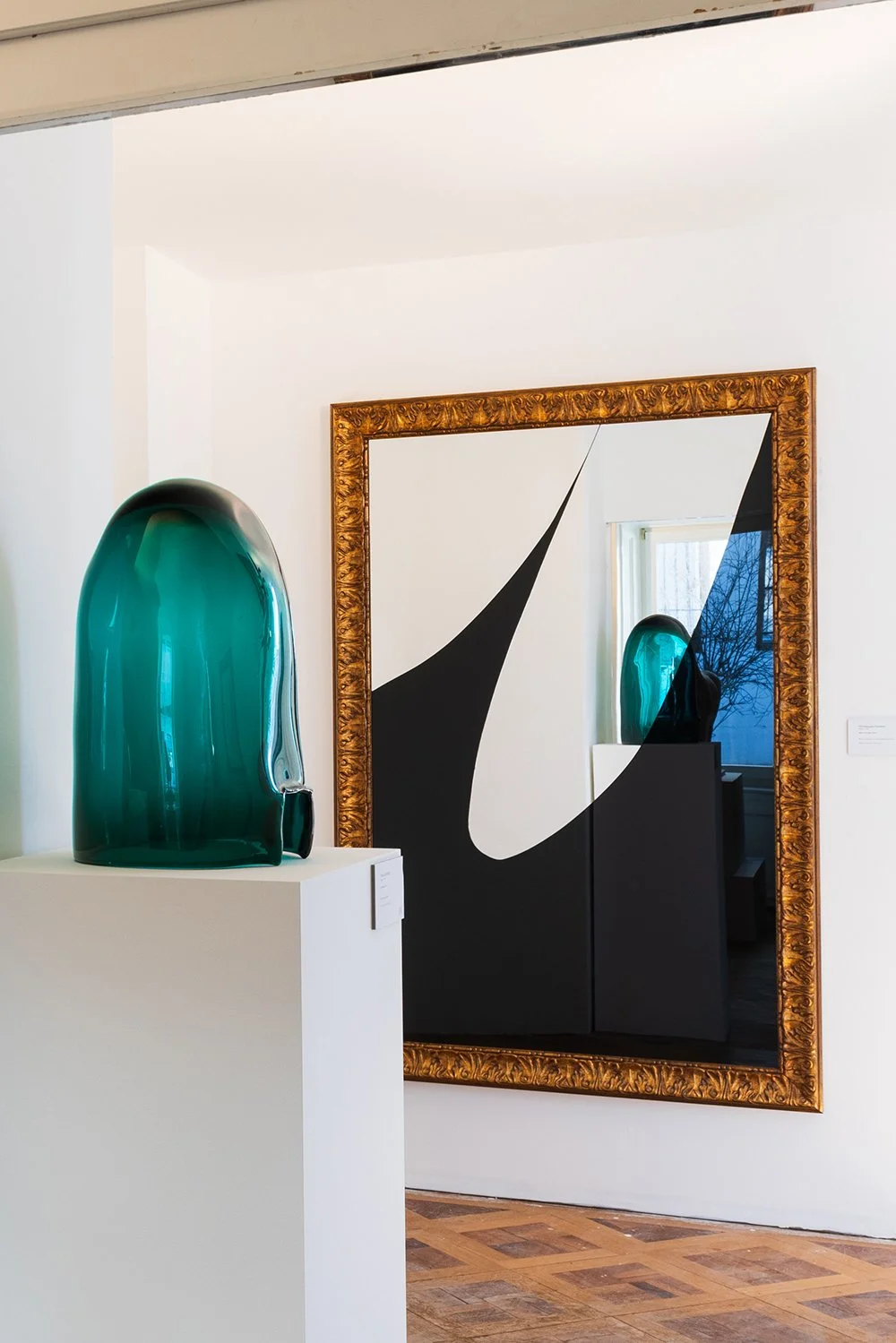 Nomad_St Moritz 2026_Robilant+Voena_photo by Ivan Erofeev-1.jpg