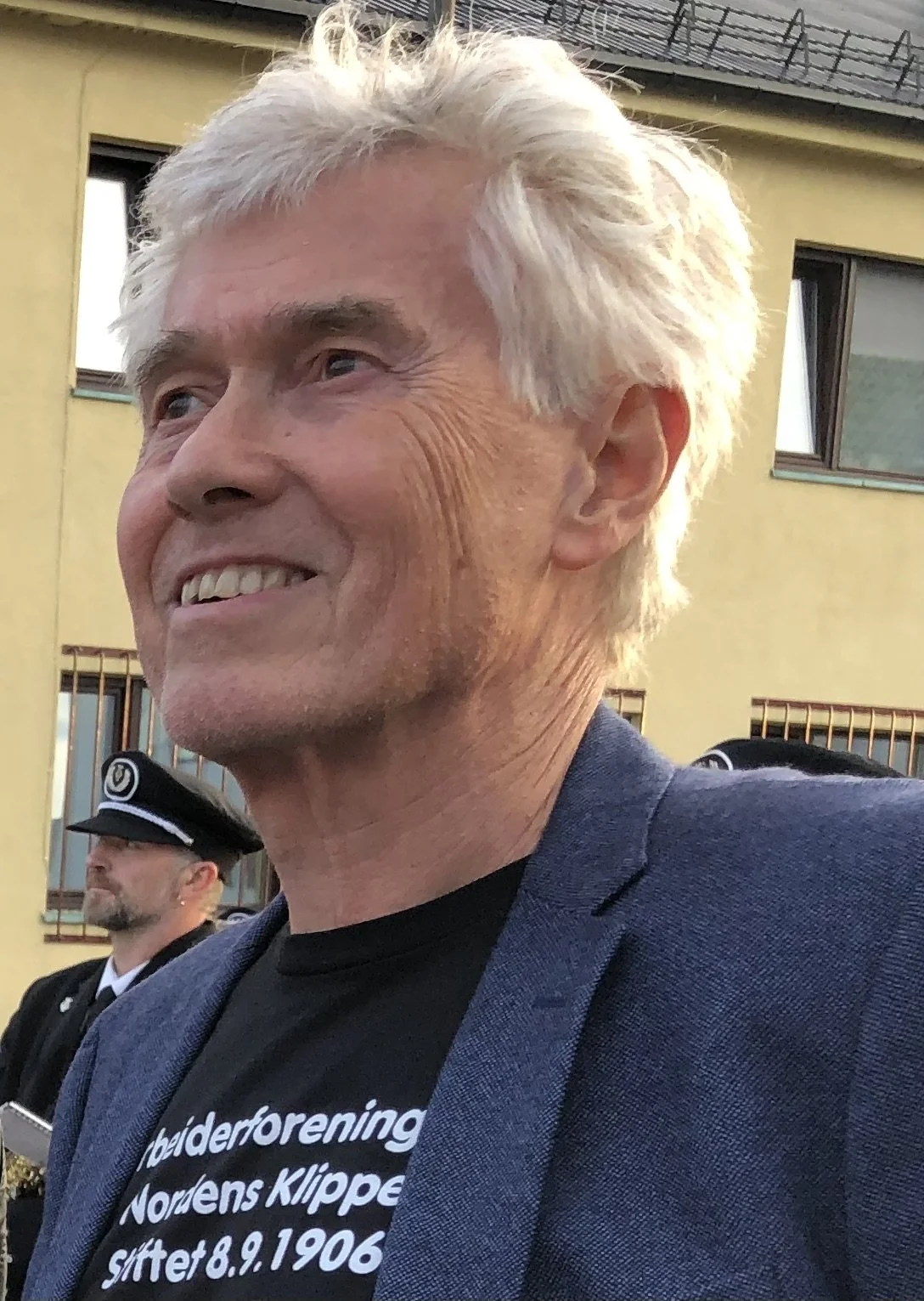 Historiske artikler av og fra ​Trond Hansen (1948-2025)