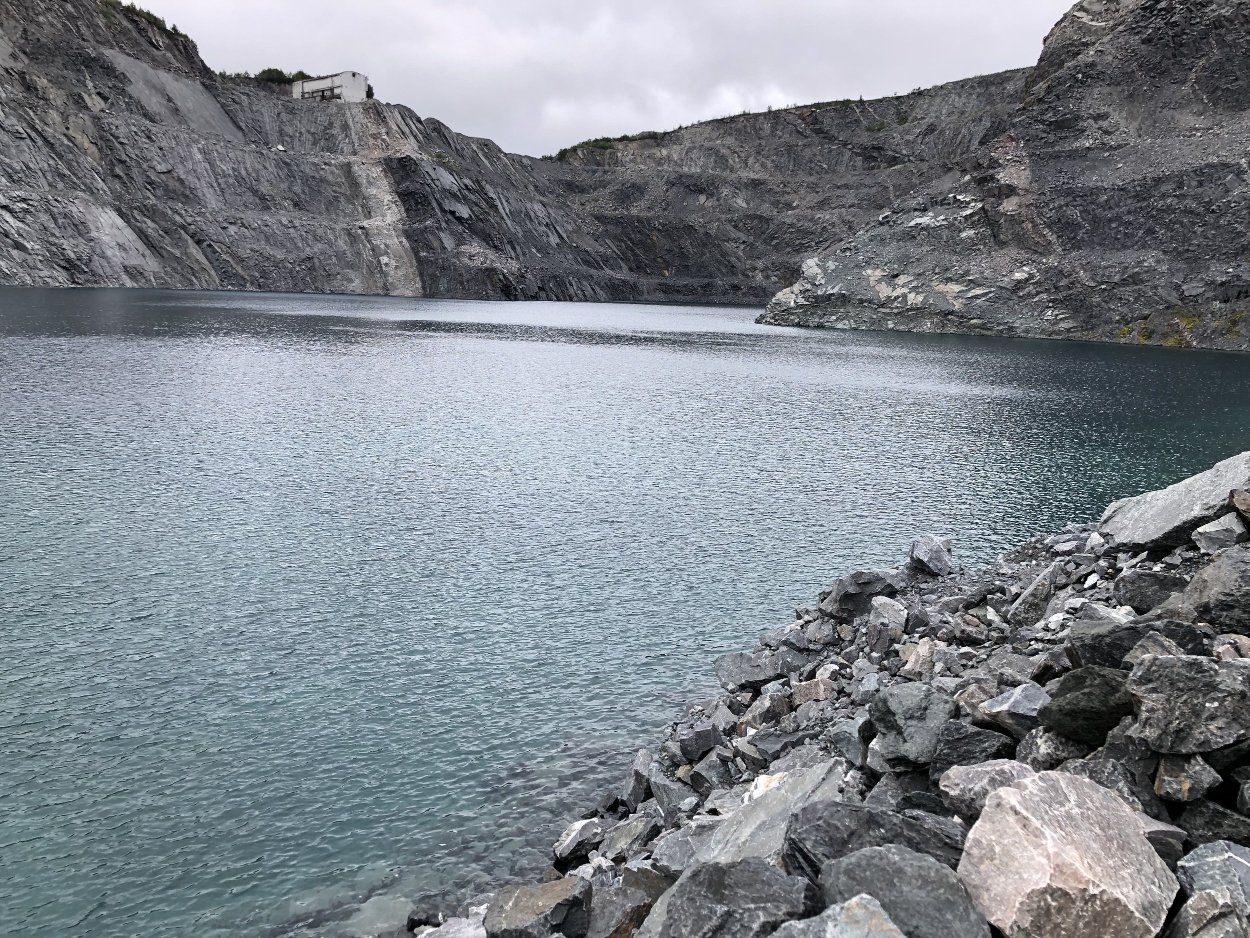 Fra Vestmalmen - mye vann som må pumpes opp dersom det skal bli oppstart.
