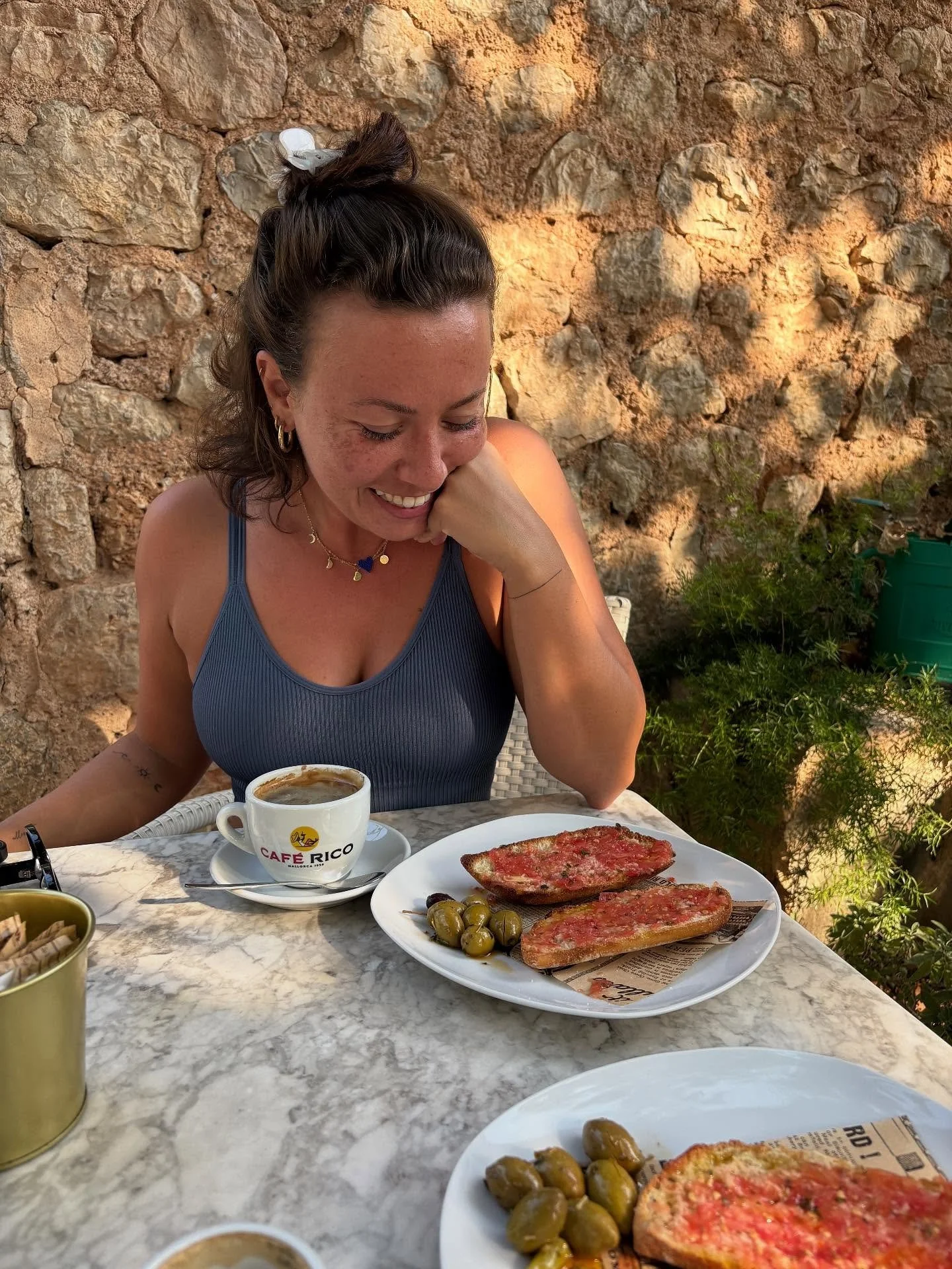 Sthira Sukham Asanam
स्थिरसुखमासनम्

let your seat be steady and joyful, always.
Mal eben leben, immer. 

#mallorca 
#myislandlife 
#happyme 
#malebenleben 
#lebenreicht 
#einwenigleben 
#f&uuml;lle 
#homeiswheretheheartis
#lifelifebalance