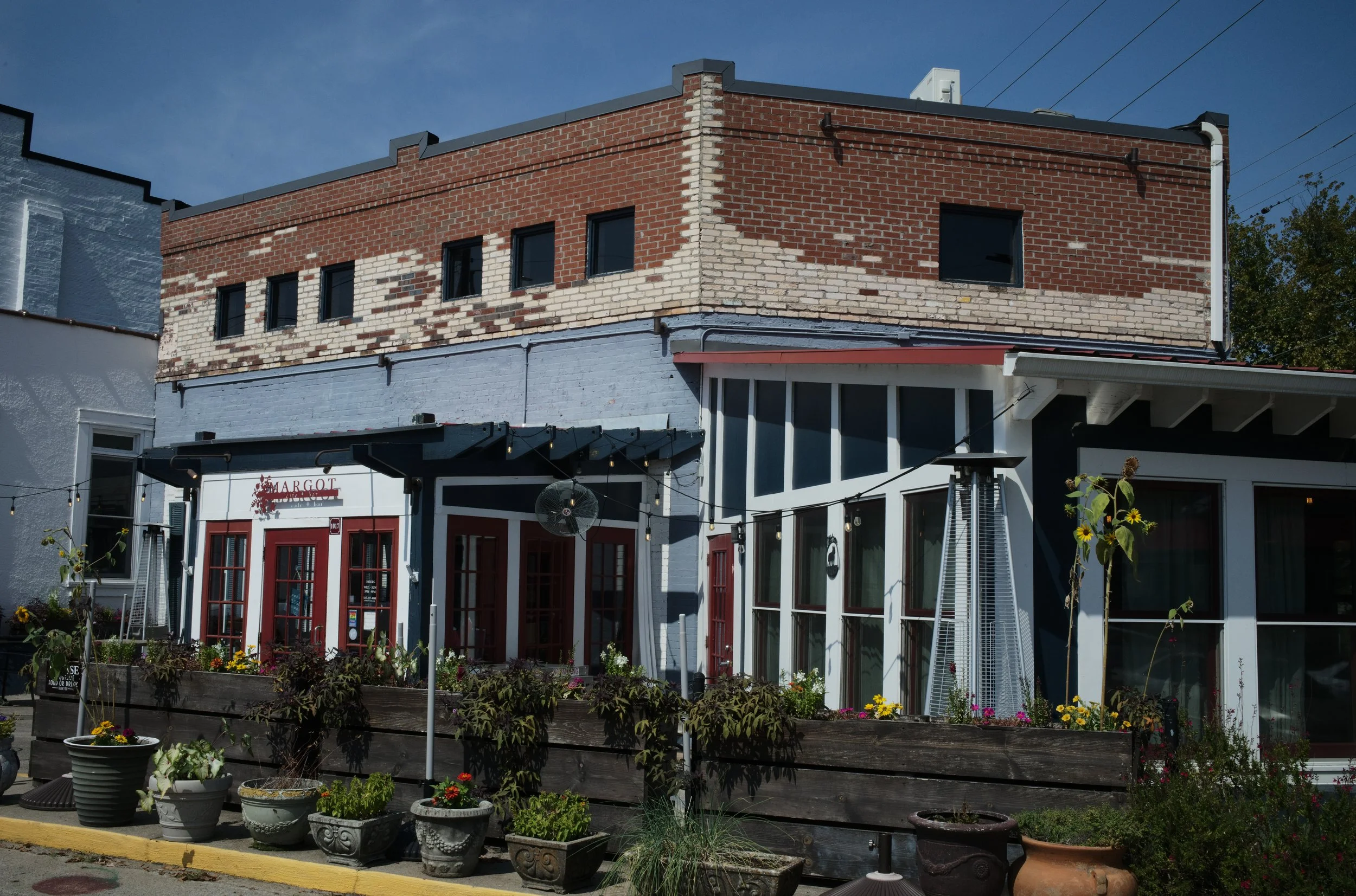 Margot Cafe & Bar