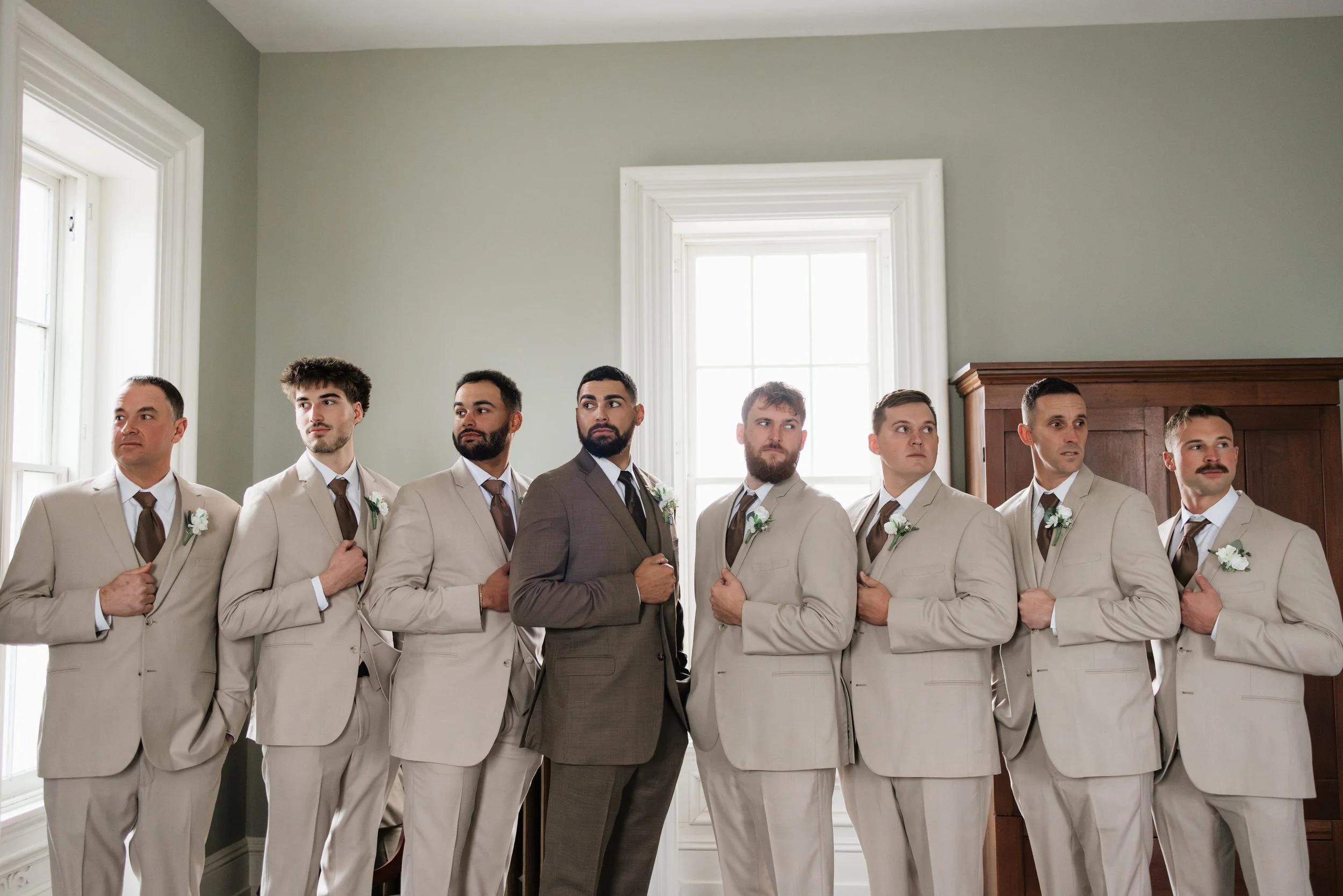 How Long Do Wedding Photos Really Take? A Photographer’s Guide To Planning Your Timeline