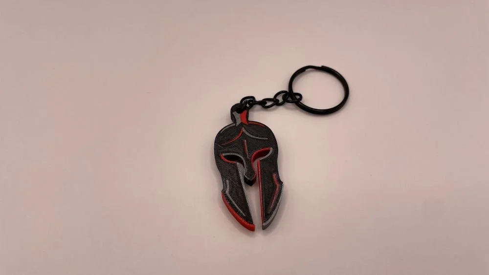 3D tisk - klíčenka ve tvaru loga závodu