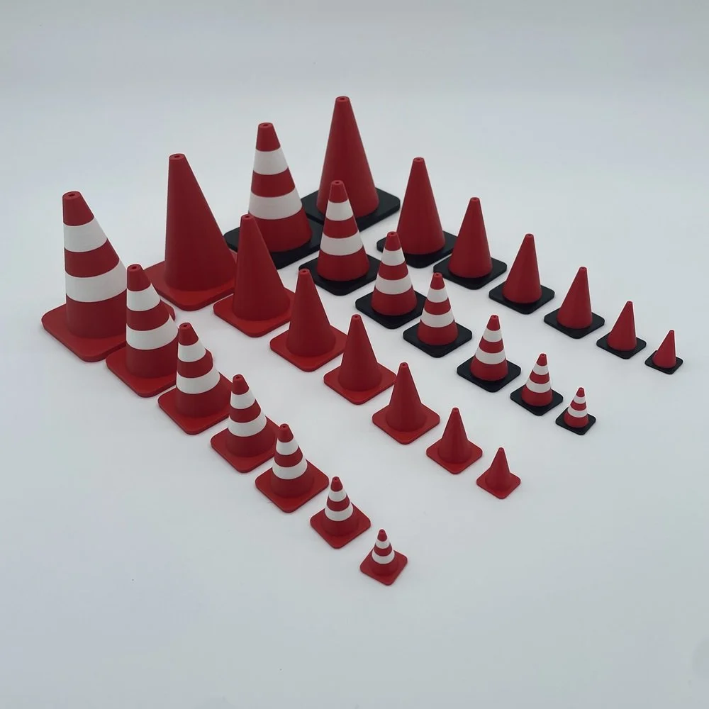 3D Tisk - miniatura dopravního kuželu v měřítkách 1:6 - 1:24