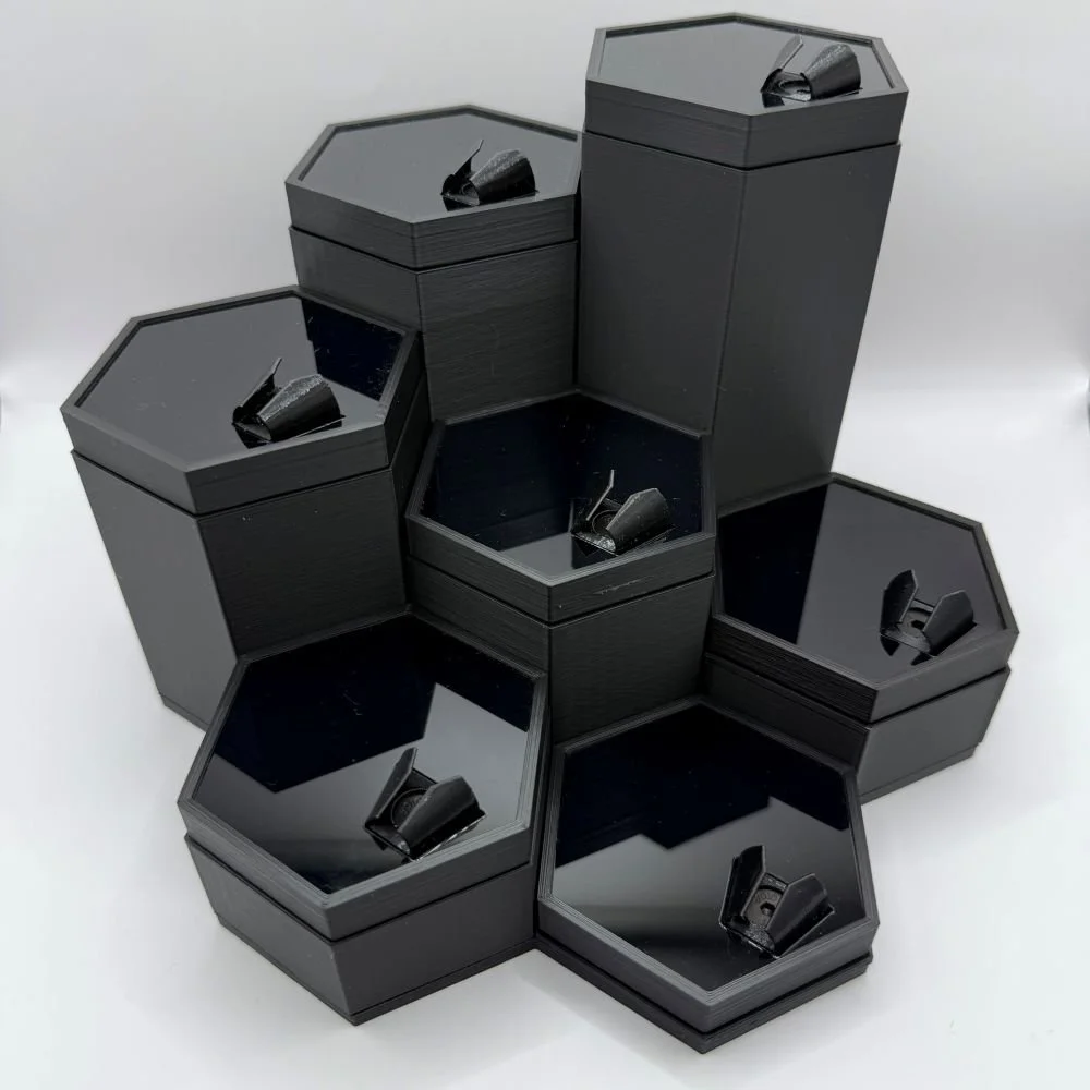 3D Tisk modulární stojánek pro akční figurky