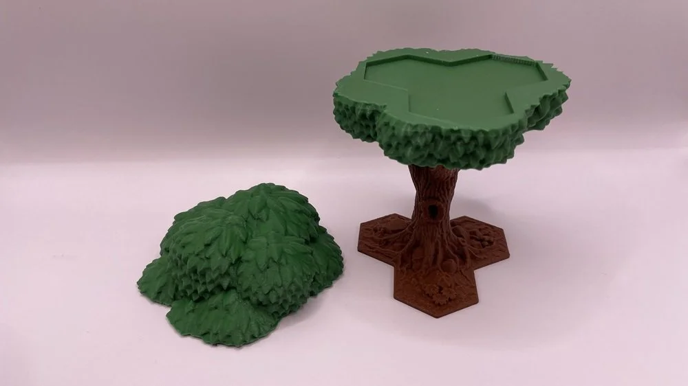 3D Tisk - strom s odklápěcí korunou pro deskovou hru