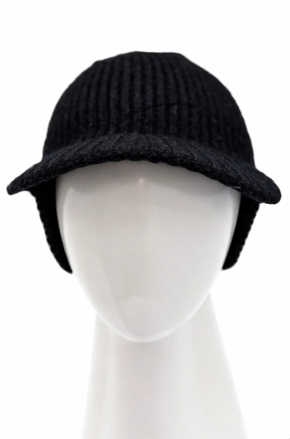 Italian Designers Berlin - Mütze - Shadow Peak - Front.jpg