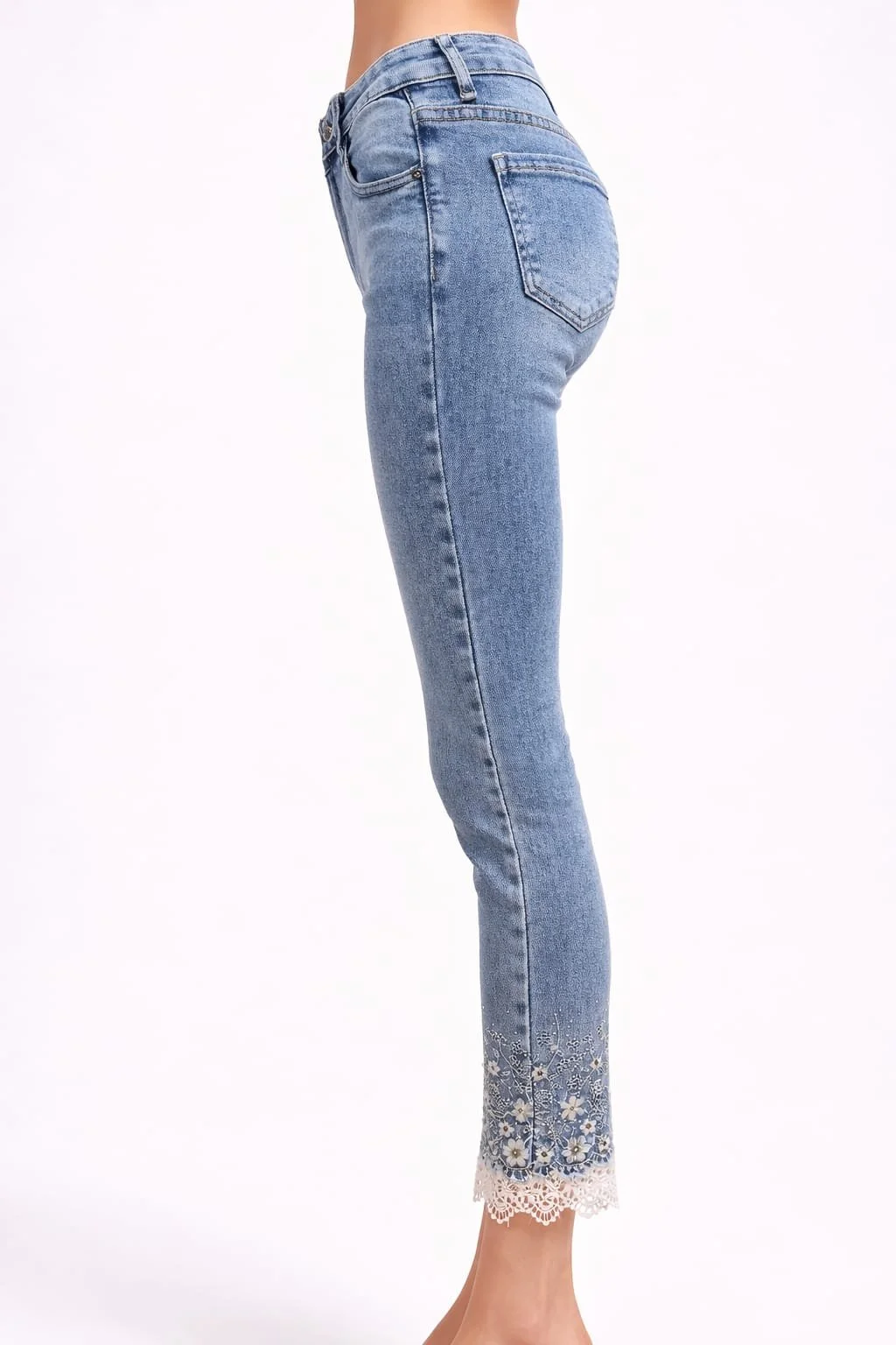 Velour Sky Denim, Damenjeans mit Spitze, Italian Designers, Seitenansicht.jpeg