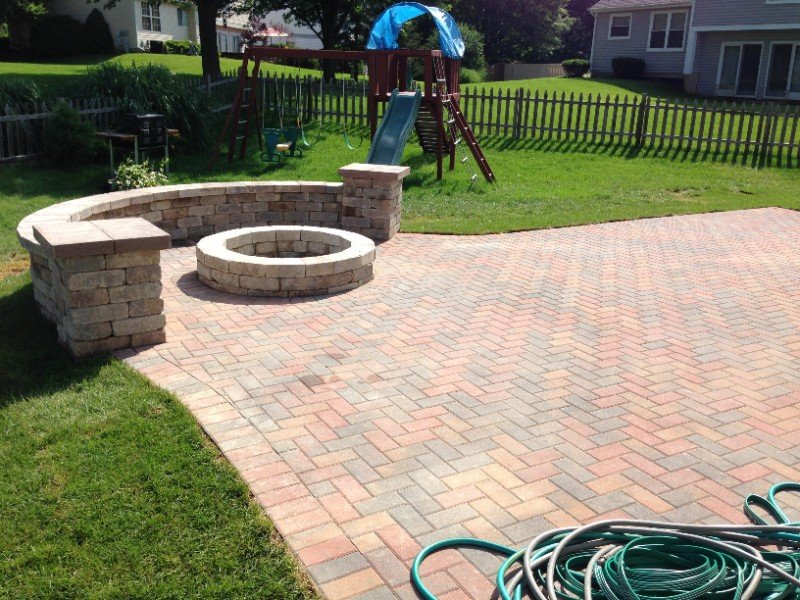 brick-paving-hardscape-services_resized.jpg